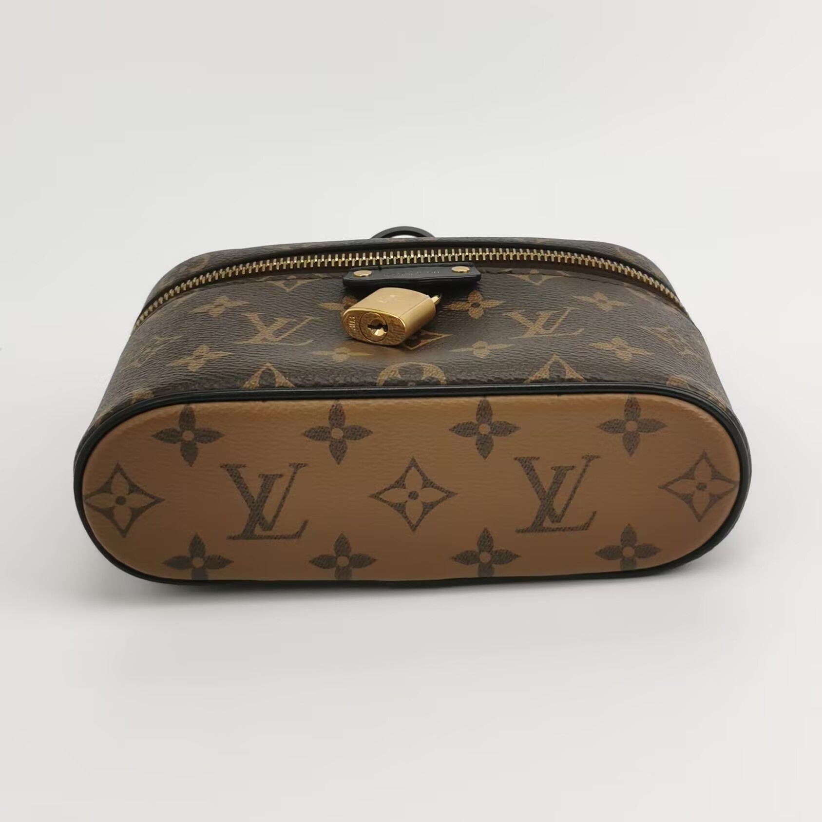 Louis Vuitton(LV) Vanity Handbag Reverse Monogram Canvas — photo 6 of 18