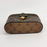 Louis Vuitton(LV) Vanity Handbag Reverse Monogram Canvas — thumbnail 6