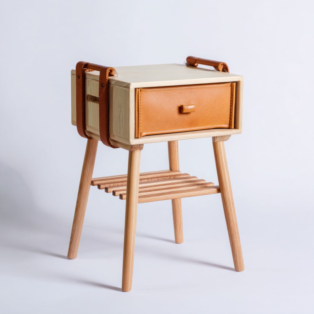 Table de chevet en frêne avec un tiroir en cuir et étagère à lattes-Tnfurniture