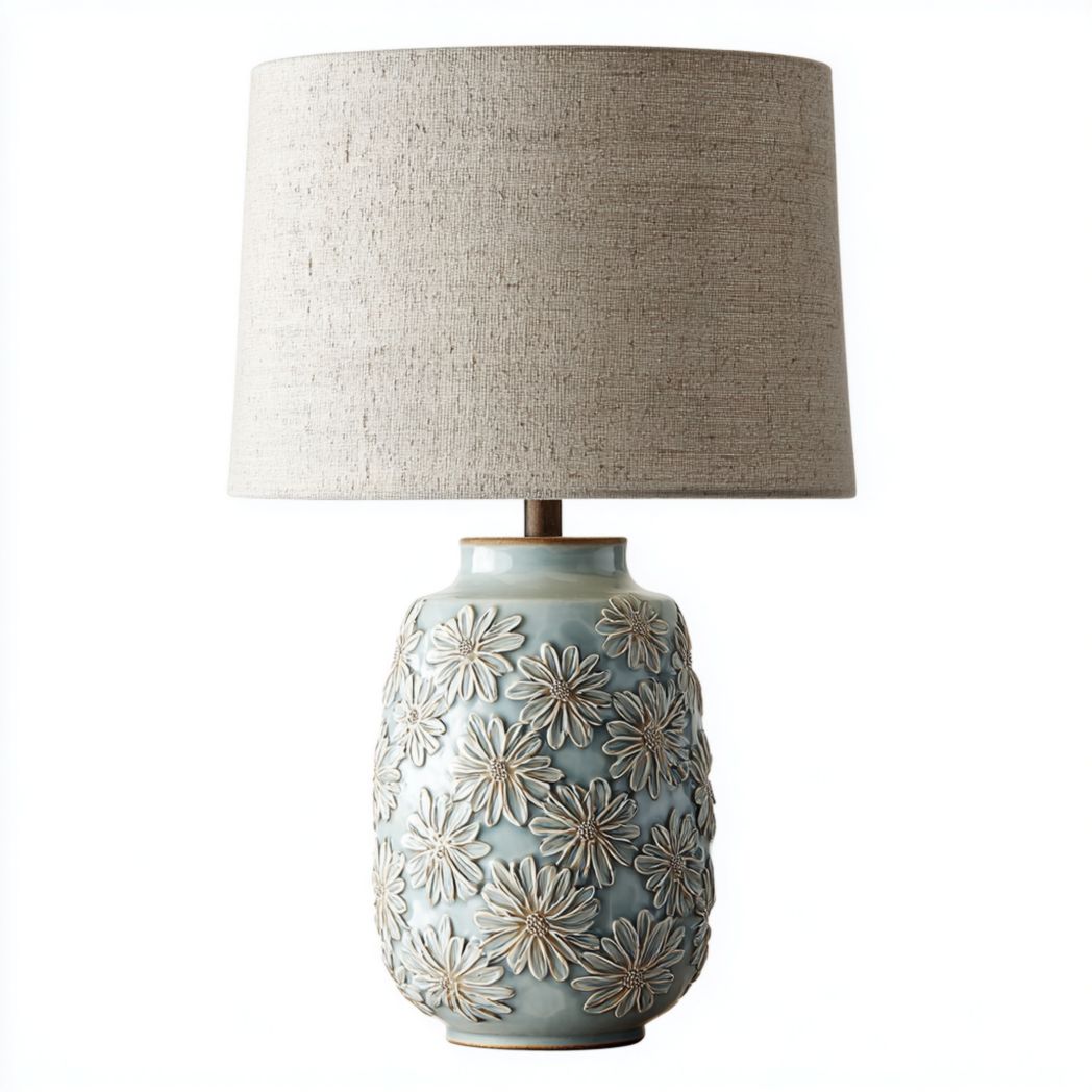 Lampe de table en céramique à relief floral avec abat-jour textile-Amgefurniture