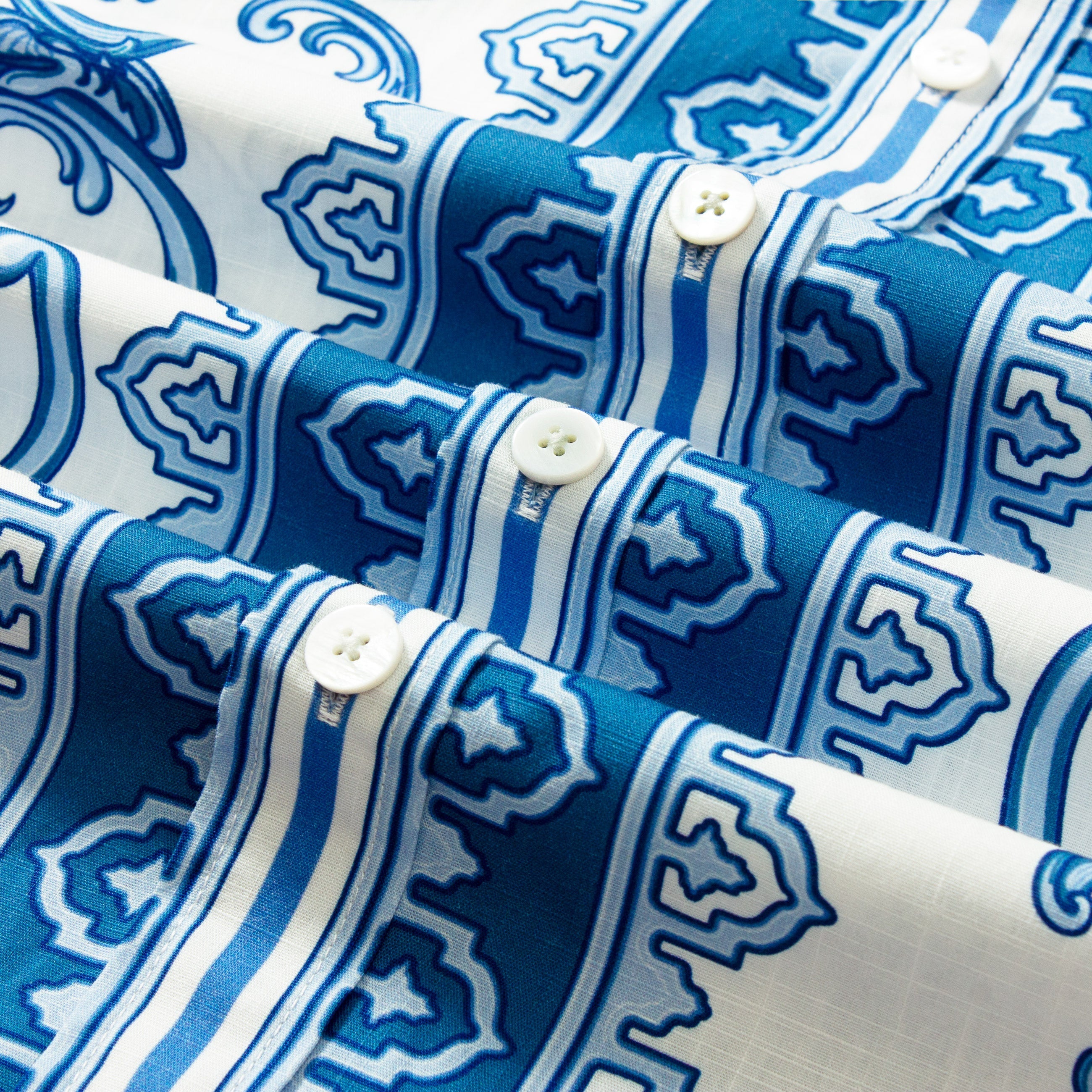 Paisley Design Short Sleeve Shirt for Men in Blue Jonvidesign