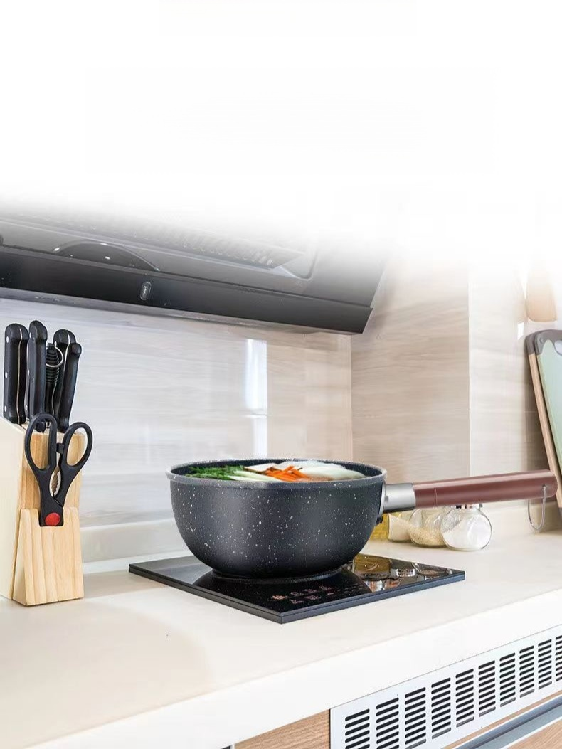 Dormitory kitchenware - versatile Japanese snow pan