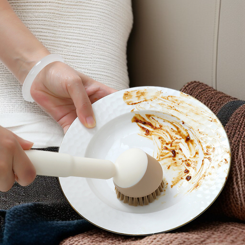 Safe cleaning brush for nonstick pans