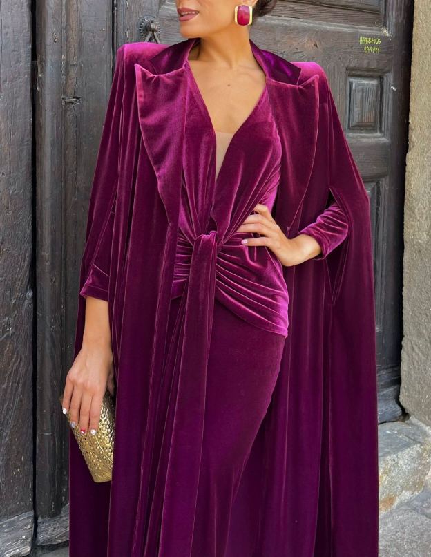 La Calzada Bordeaux dress