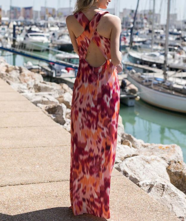 Long dress with a crisscross back.