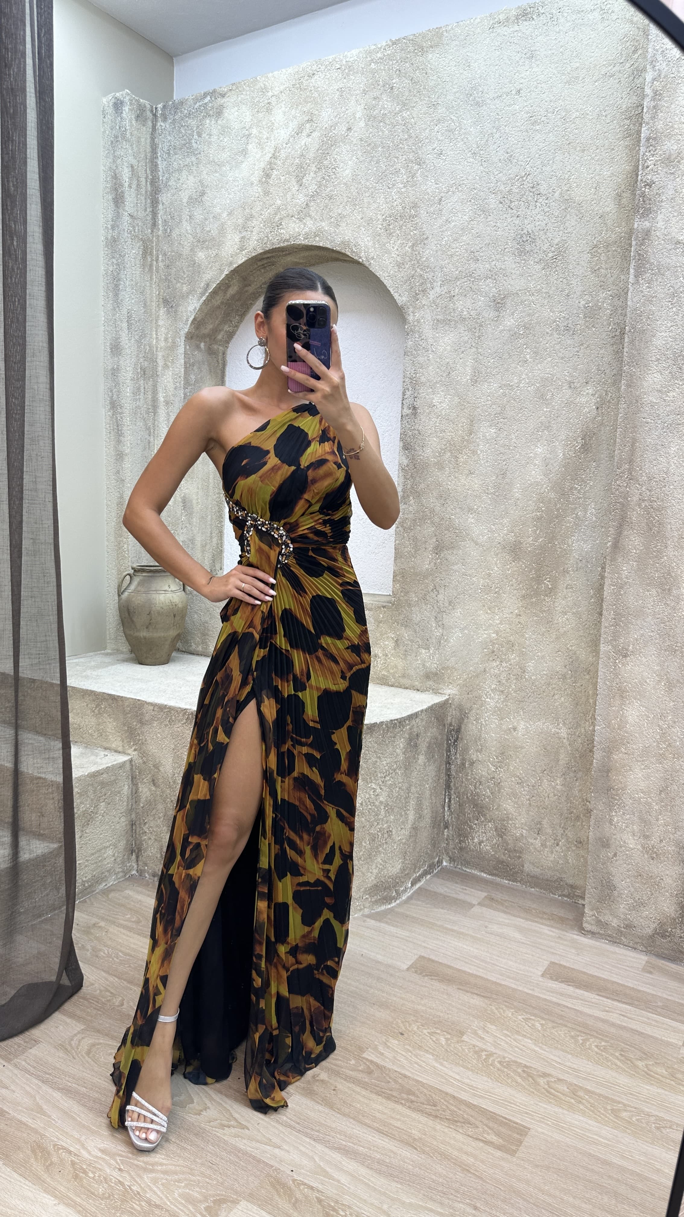 ONE SHOULDER WAIST PROCESSING DETAIL DESIGN DRESS