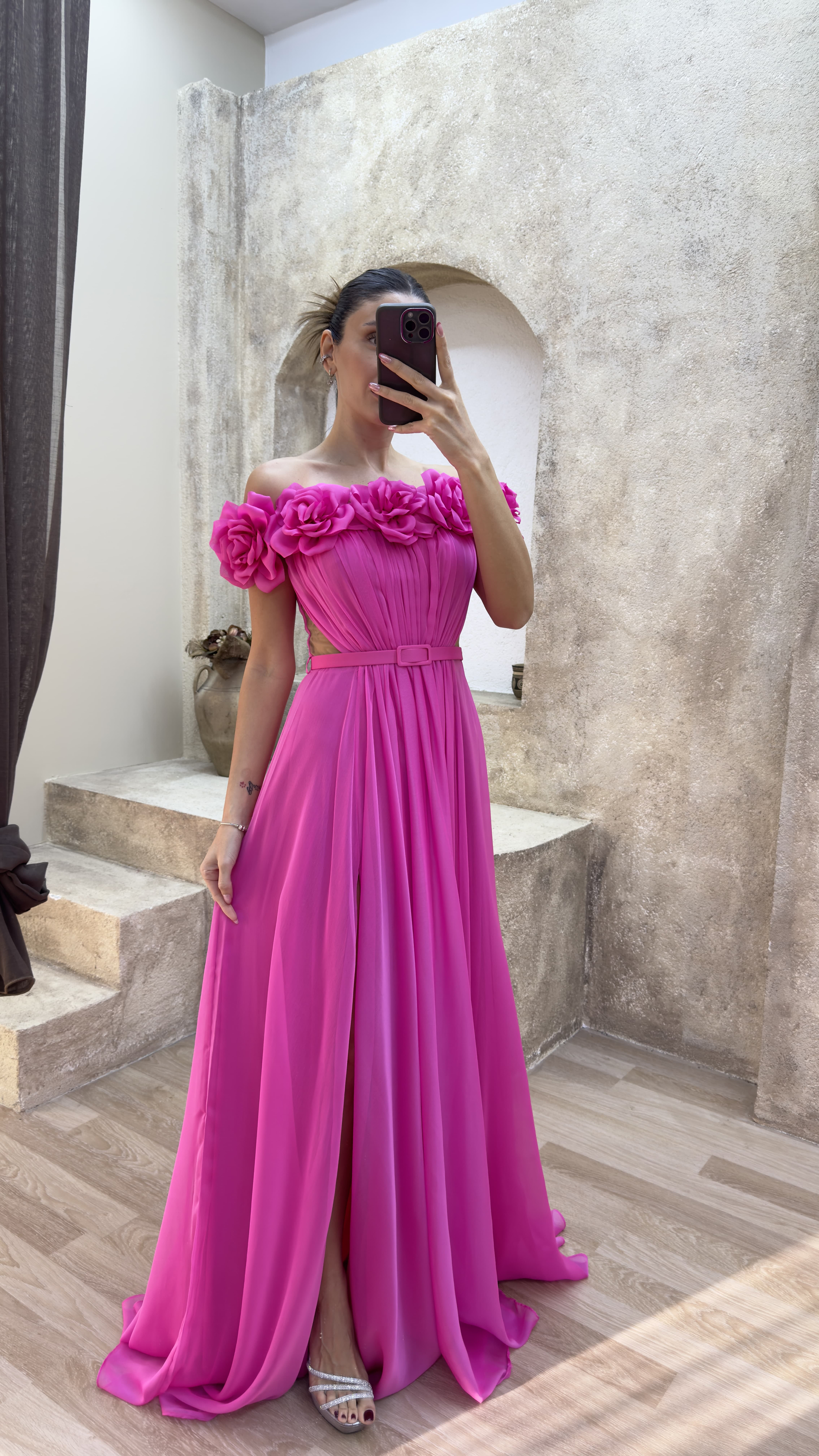 STRAPLESS CHEST ROSE WAIST DETAIL DESIGN EVENING DRESS