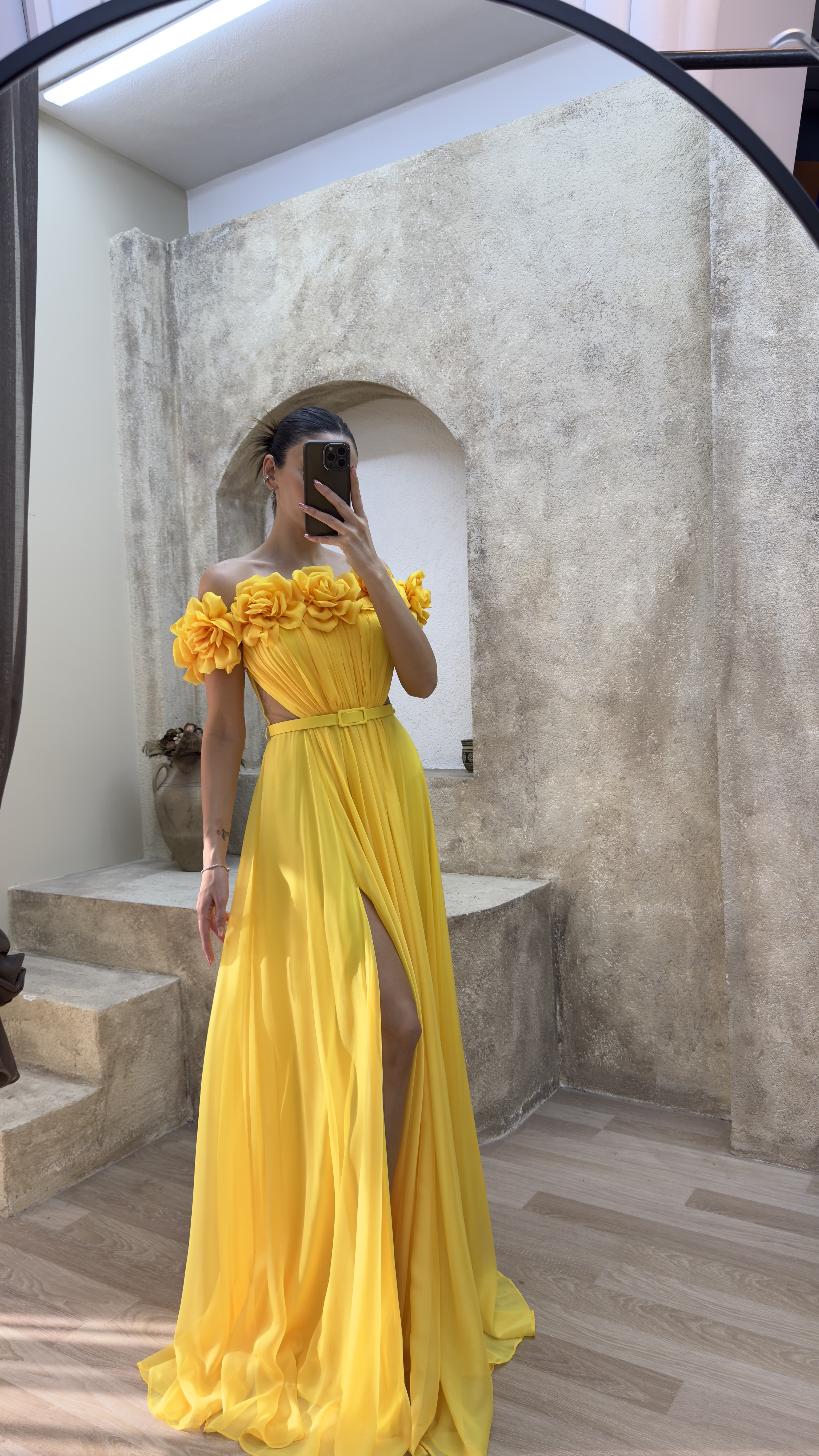 STRAPLESS CHEST ROSE WAIST DETAIL DESIGN EVENING DRESS