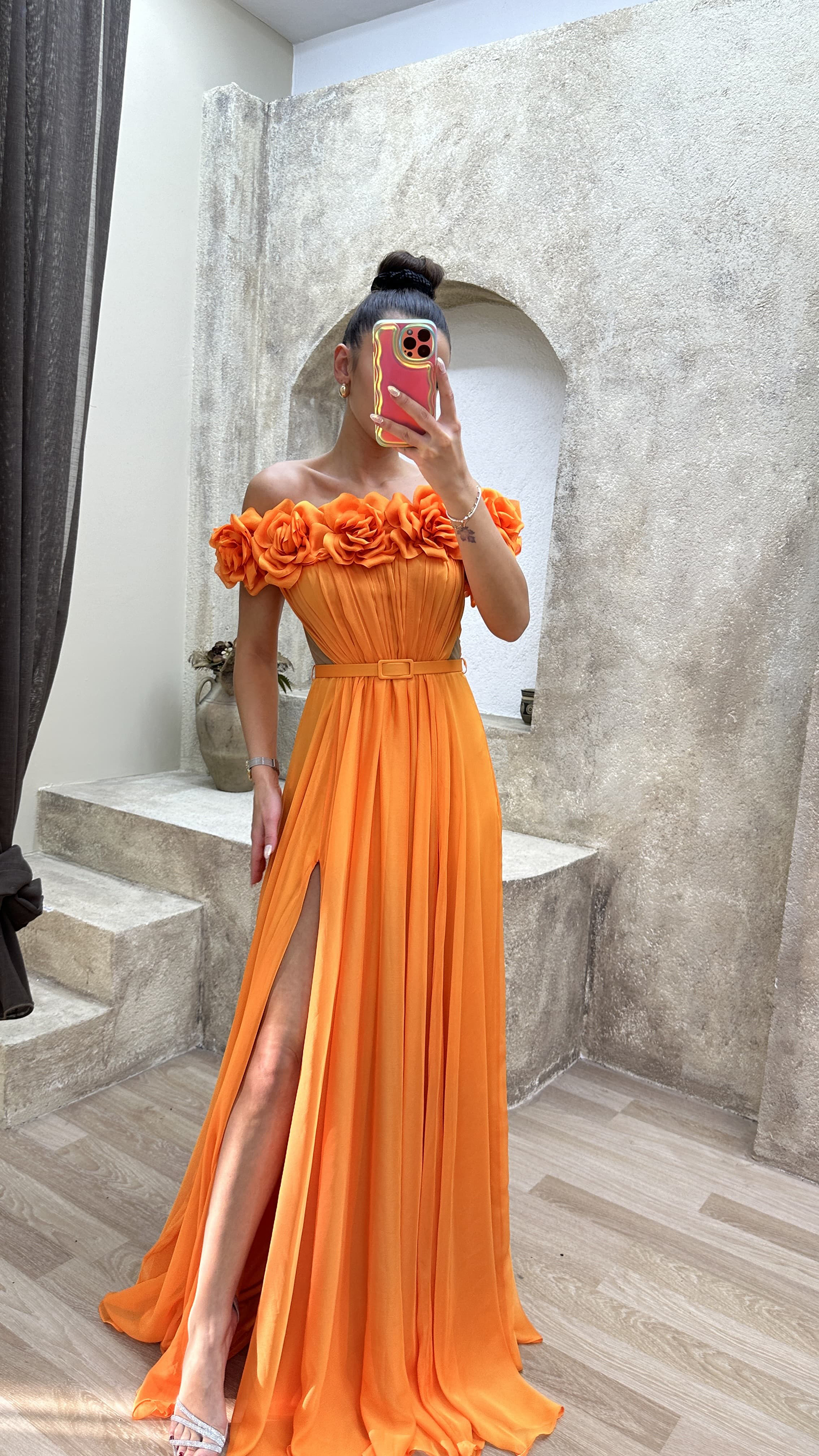 STRAPLESS CHEST ROSE WAIST DETAIL DESIGN EVENING DRESS