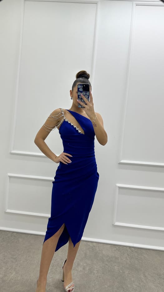 SAKS SINGLE SHOULDER CHAIN DETAIL DESIGN DRESS