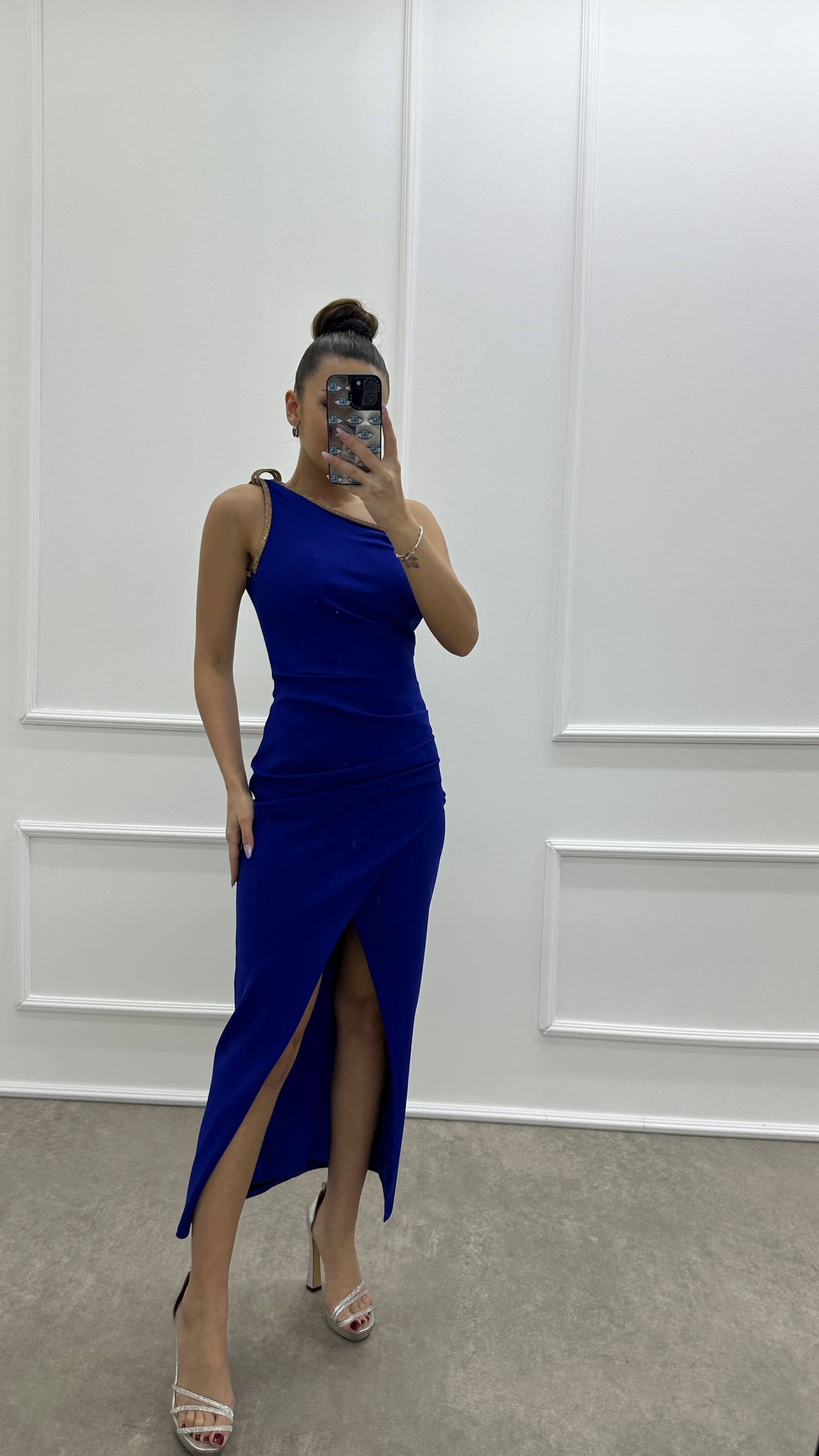 One Shoulder Embroidery Detail Detail Design Dress