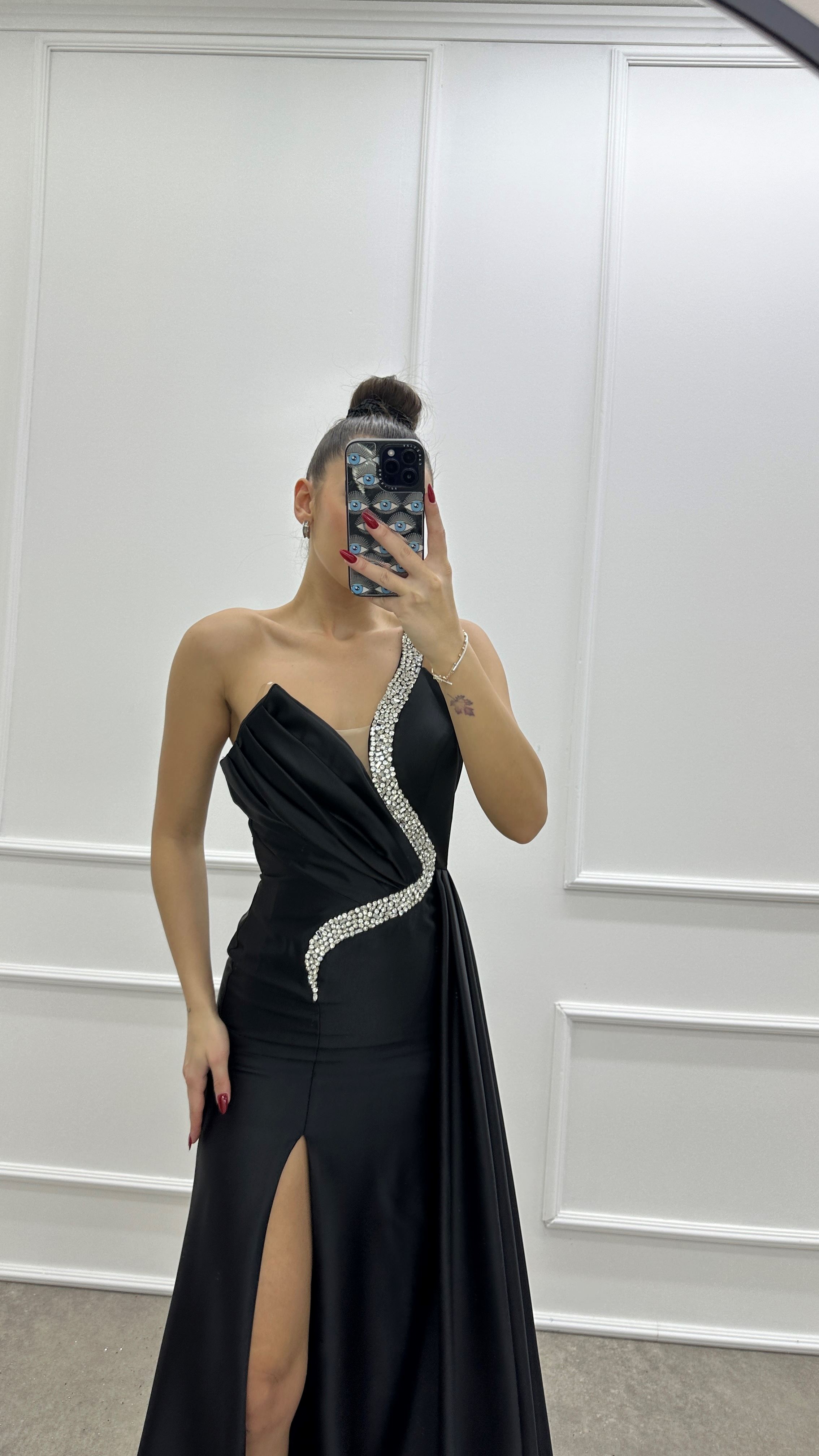 ONE SHOULDER STONE EMBROIDERED CHEST DETAIL DESIGN SATIN EVENING DRESS
