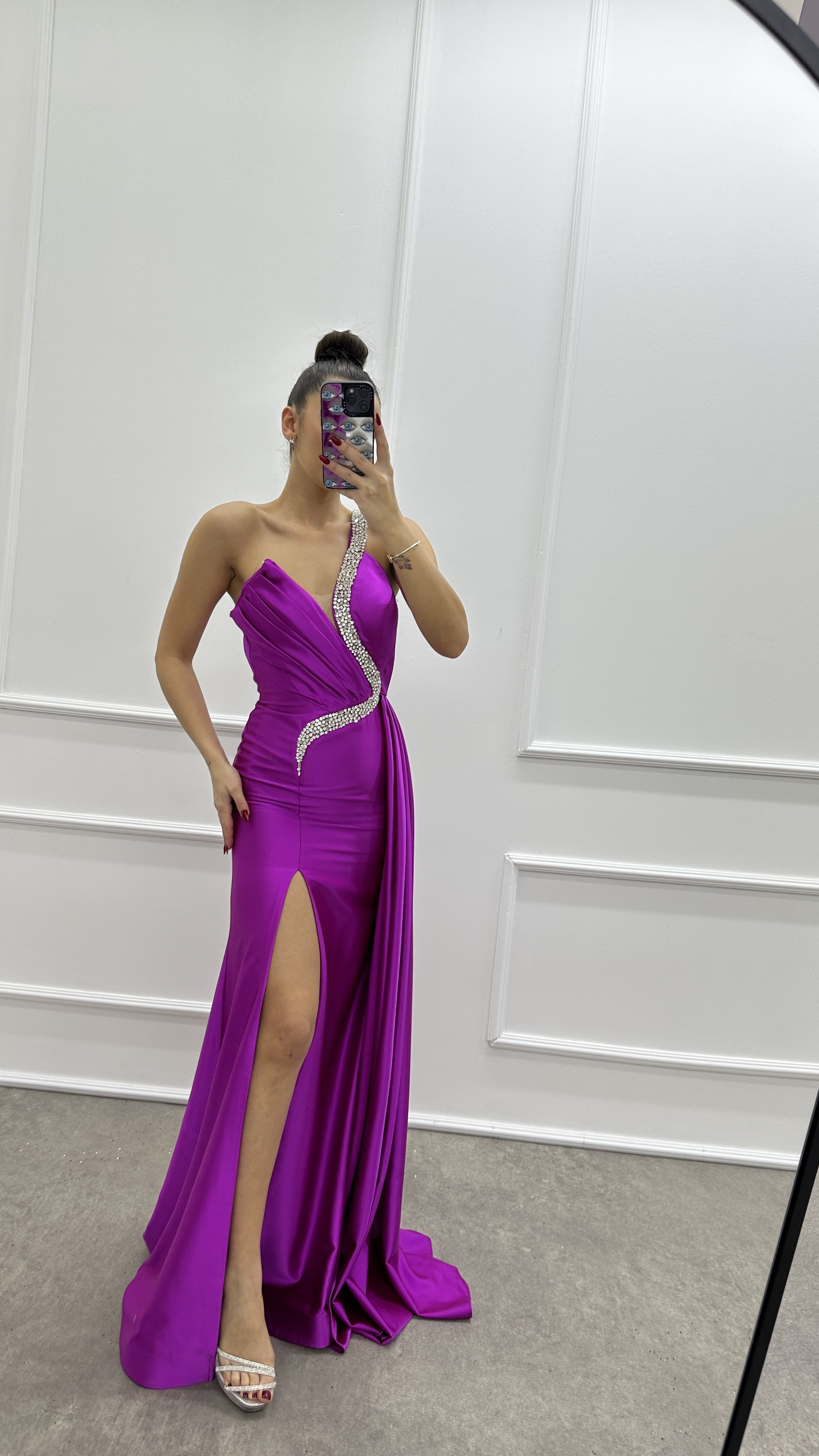 ONE SHOULDER STONE EMBROIDERED CHEST DETAIL DESIGN SATIN EVENING DRESS