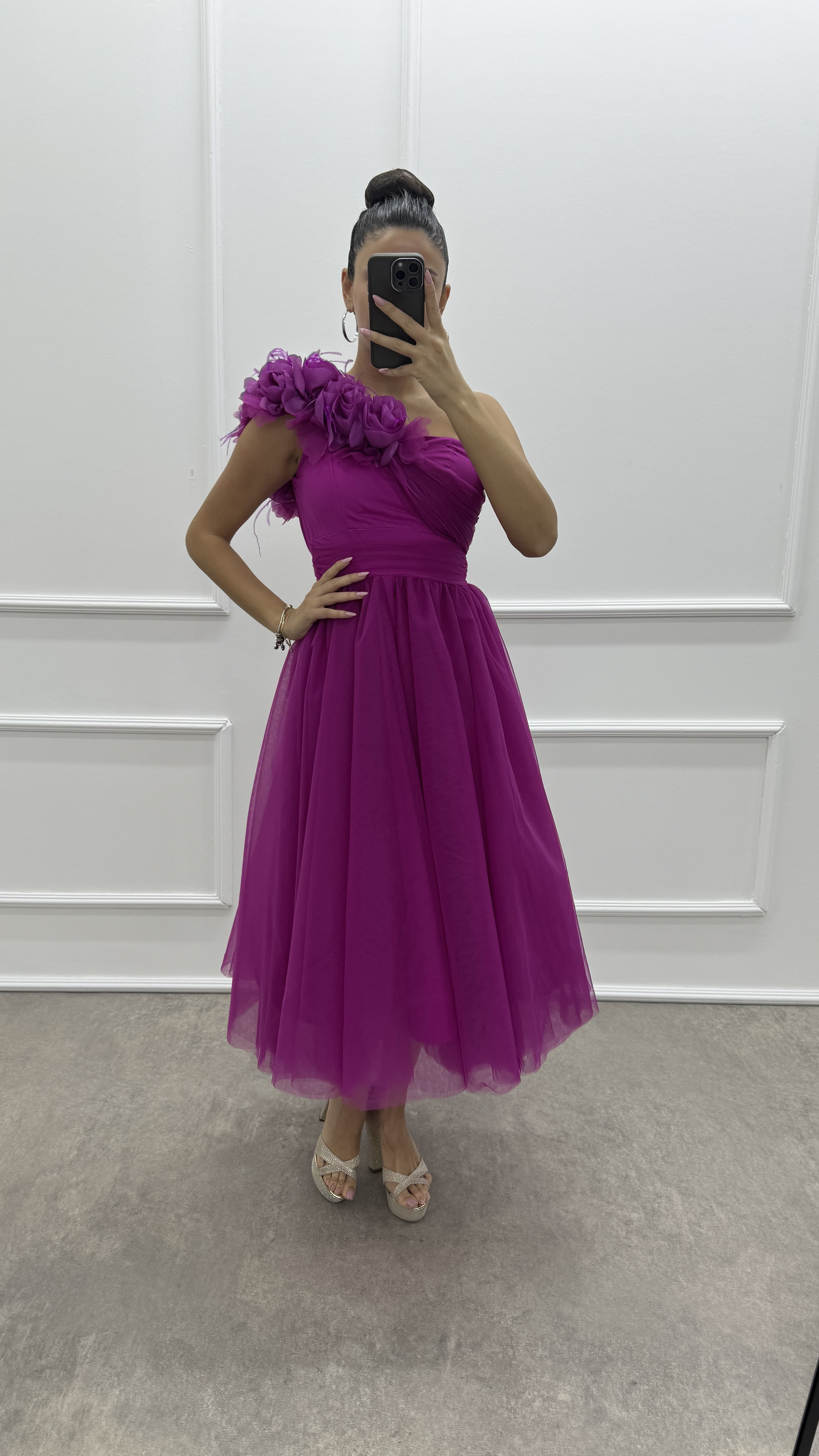 SHOULDER FLOWER DETAIL DESIGN TULLE DRESS