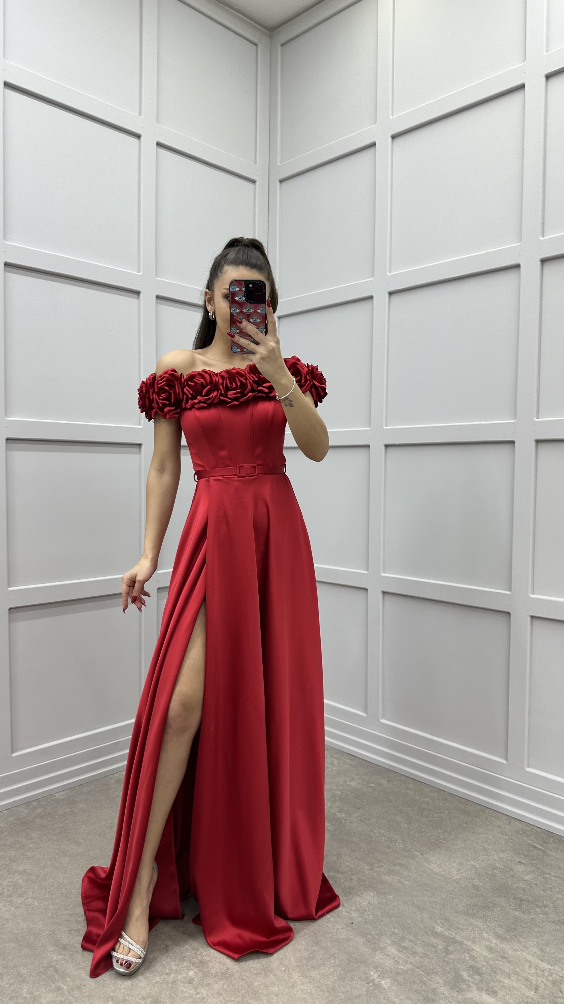 CHEST ROSE DETAIL DESIGN SATIN EVENING DRESS