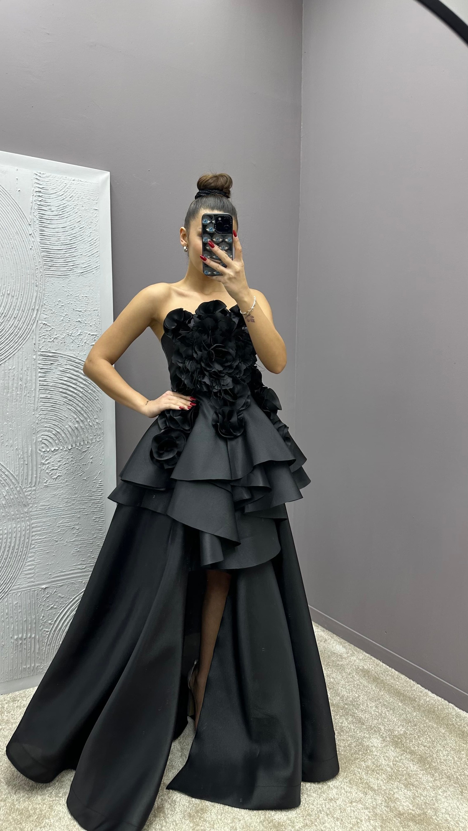 BLACK STRAPLESS FEATHER DETAIL ROSE DESIGN EVENING DRESS