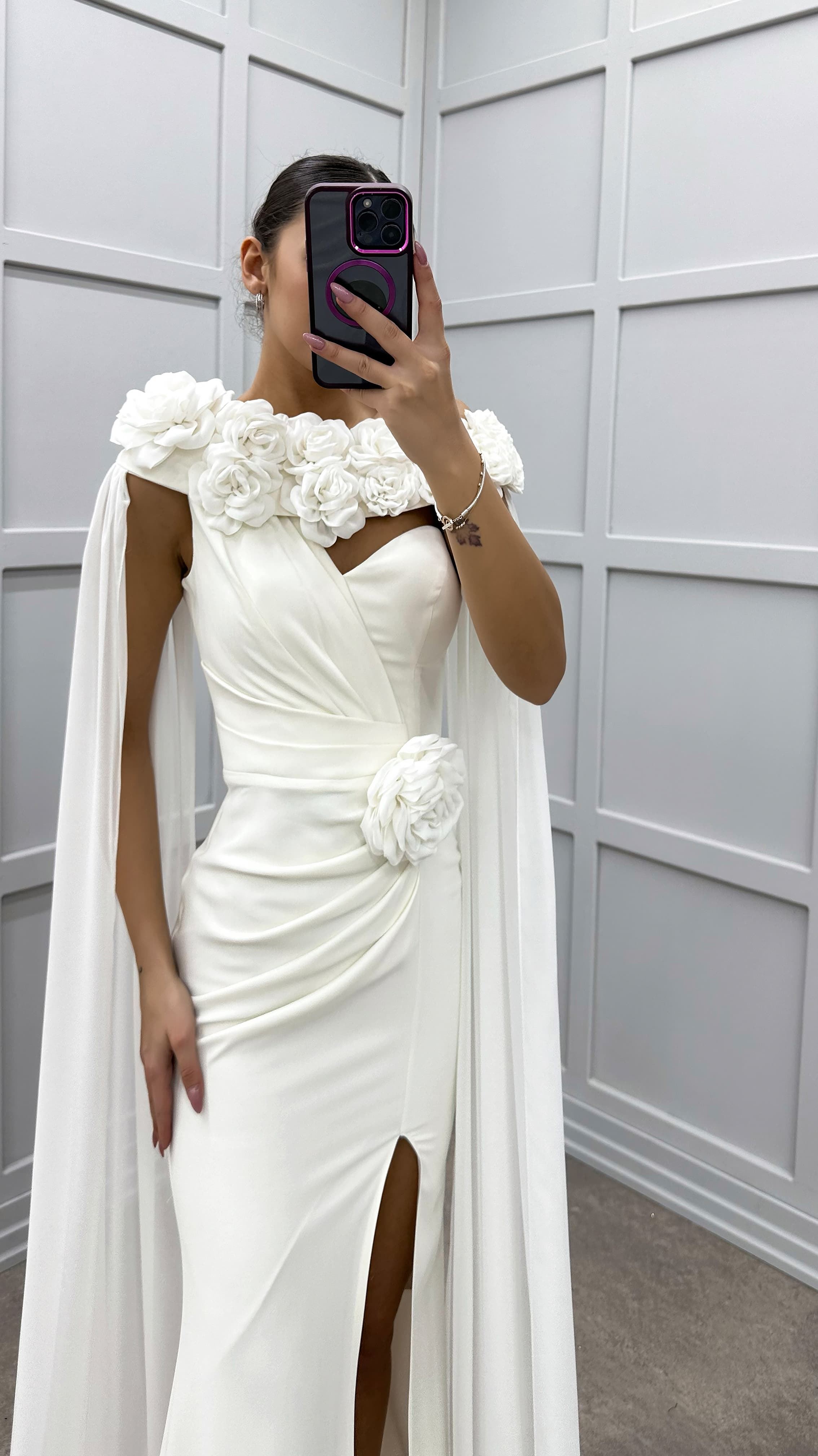 SHOULDERS ROSE DETAIL EVENING DRESS