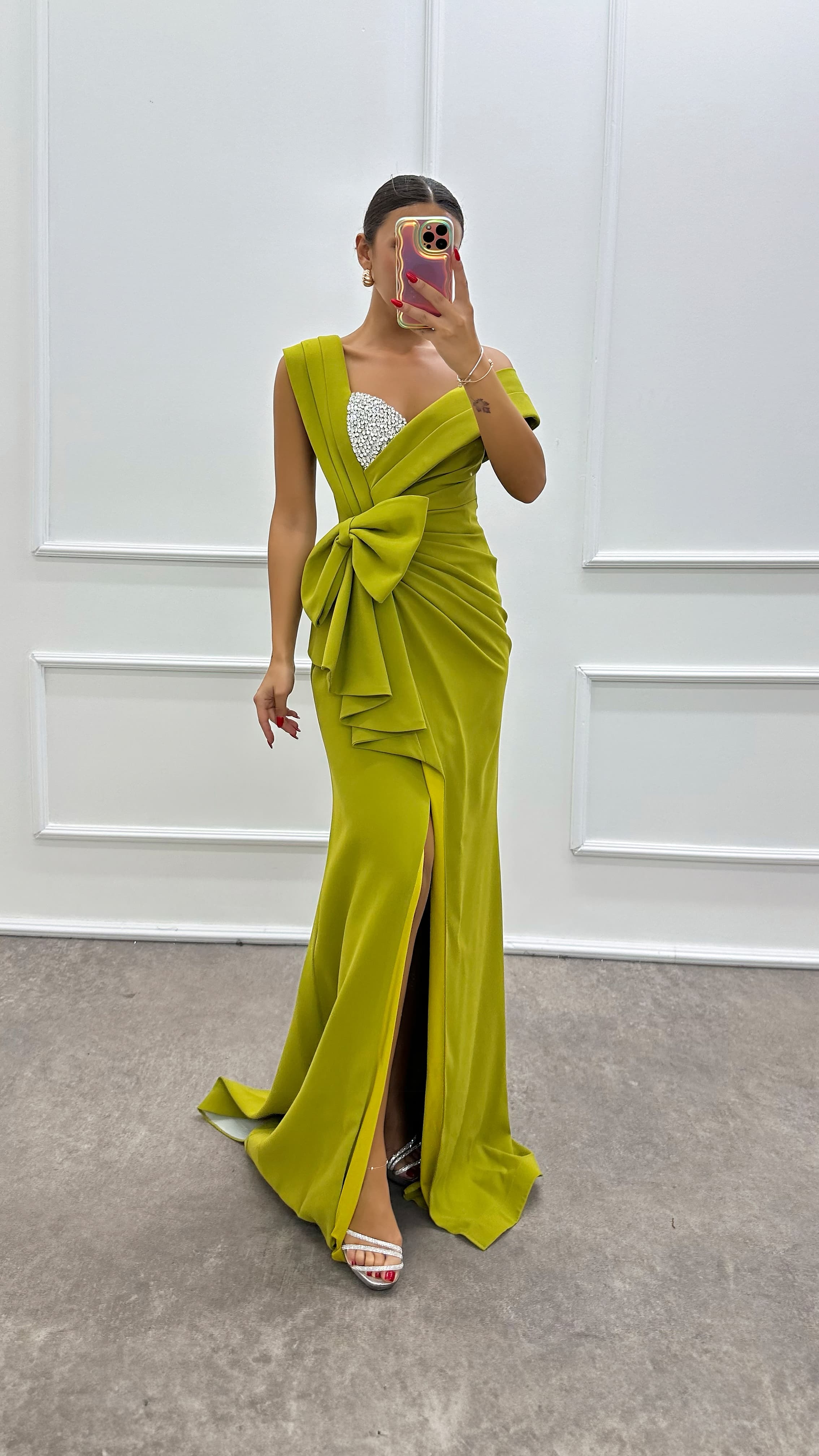 Green Asymmetric Cut Waist Bow Evening Dress