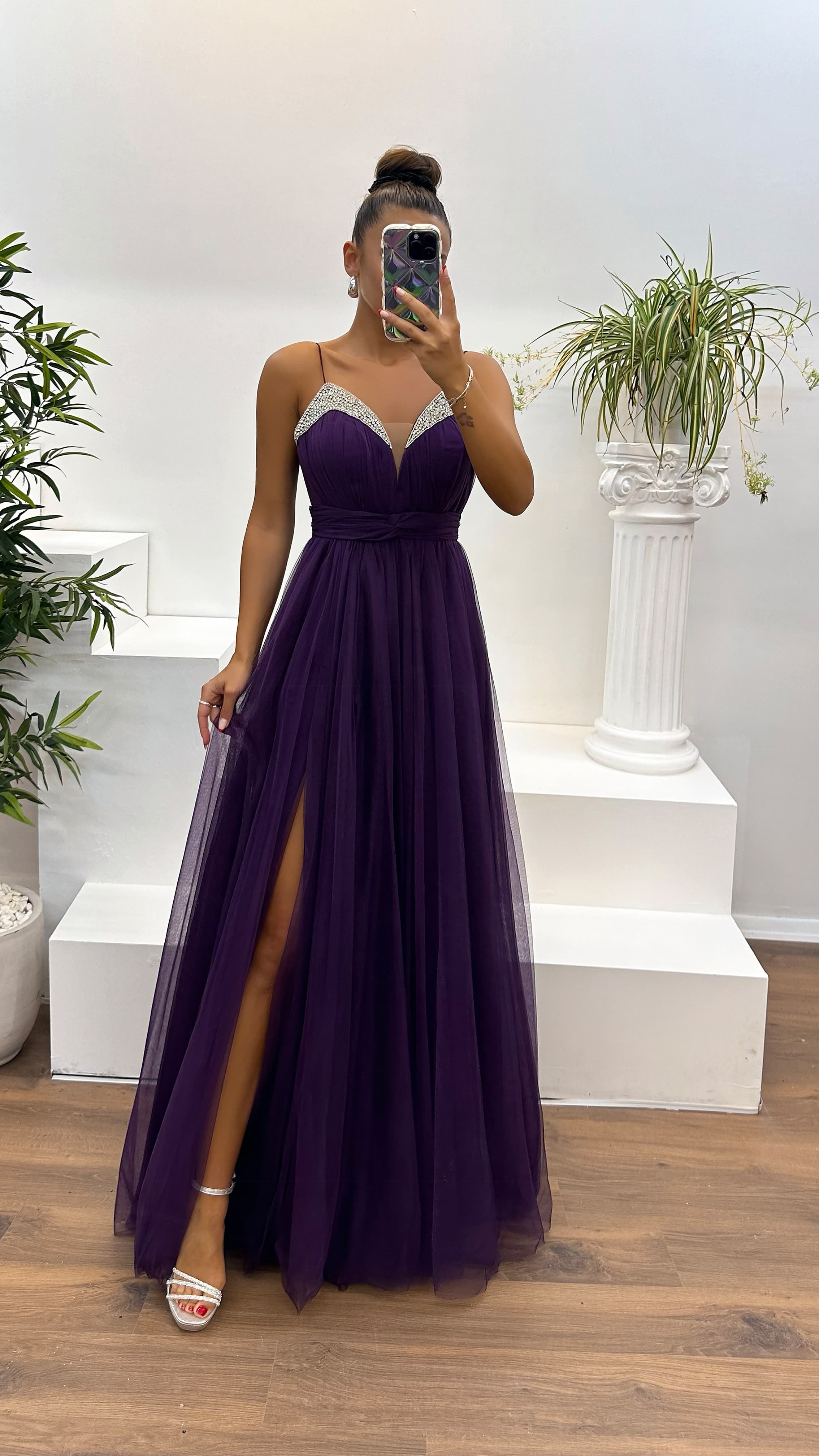 V-Neck Stone Detailed Tulle Evening Dress