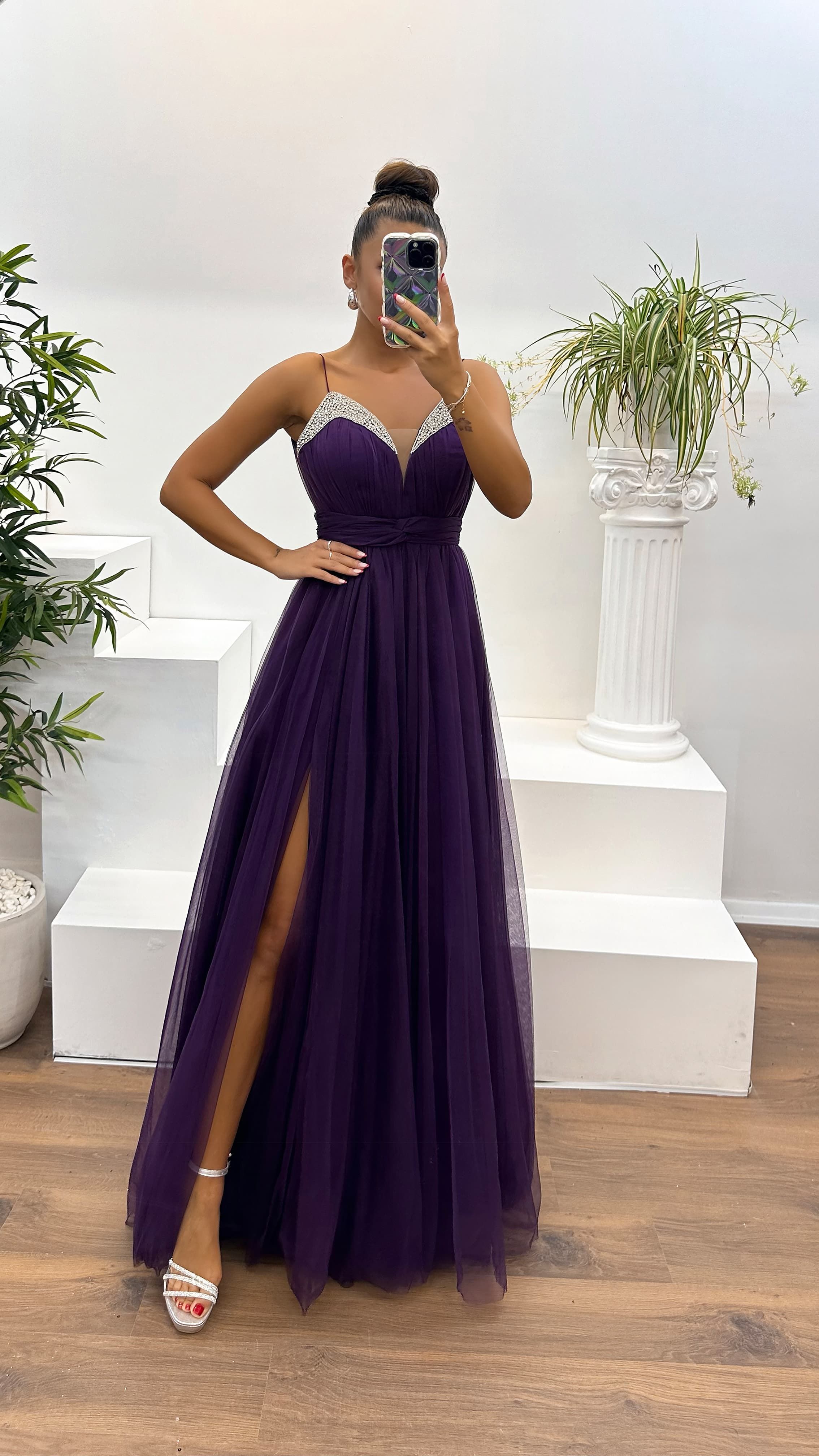 V-Neck Stone Detailed Tulle Evening Dress