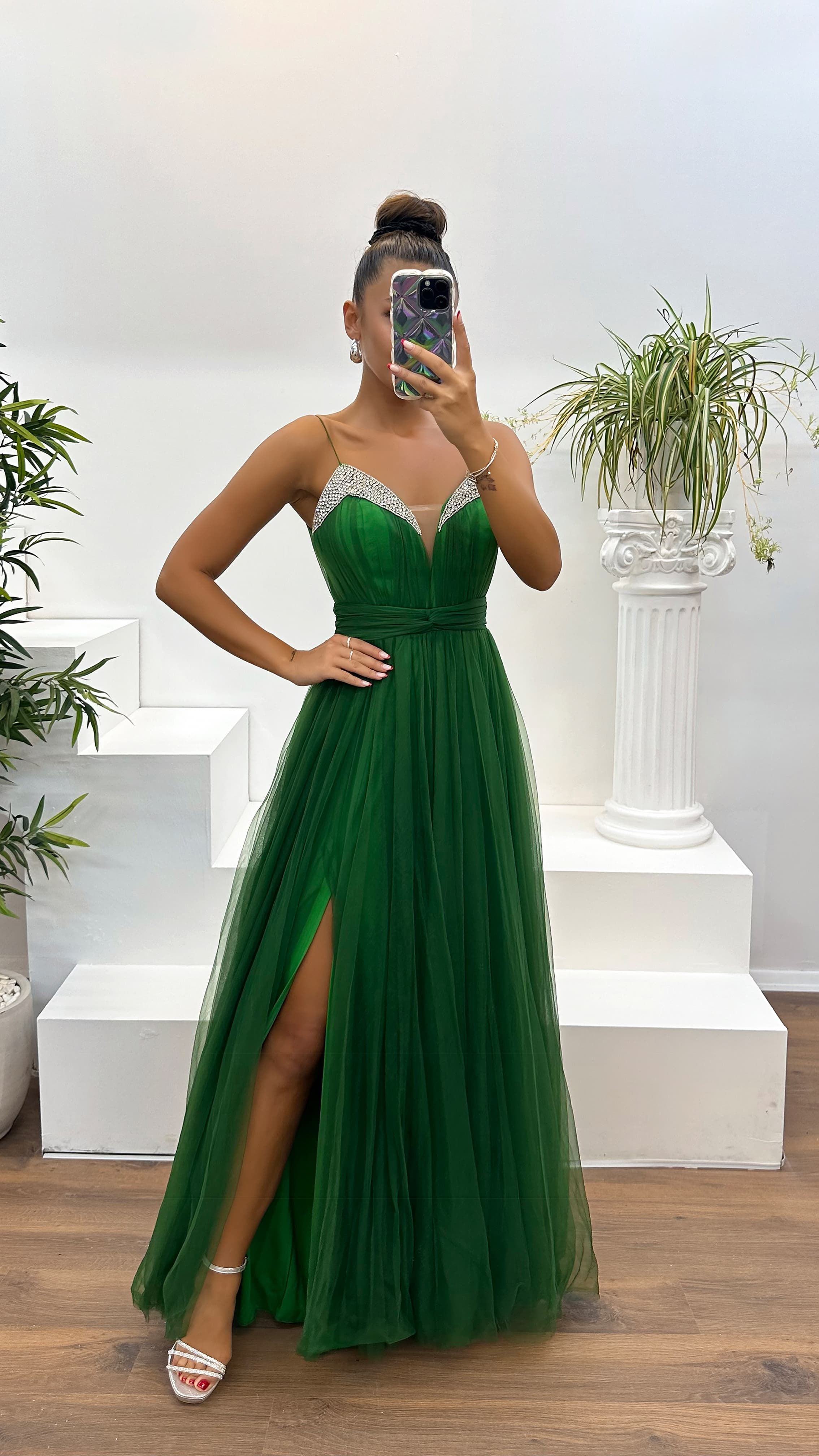 V-Neck Stone Detailed Tulle Evening Dress