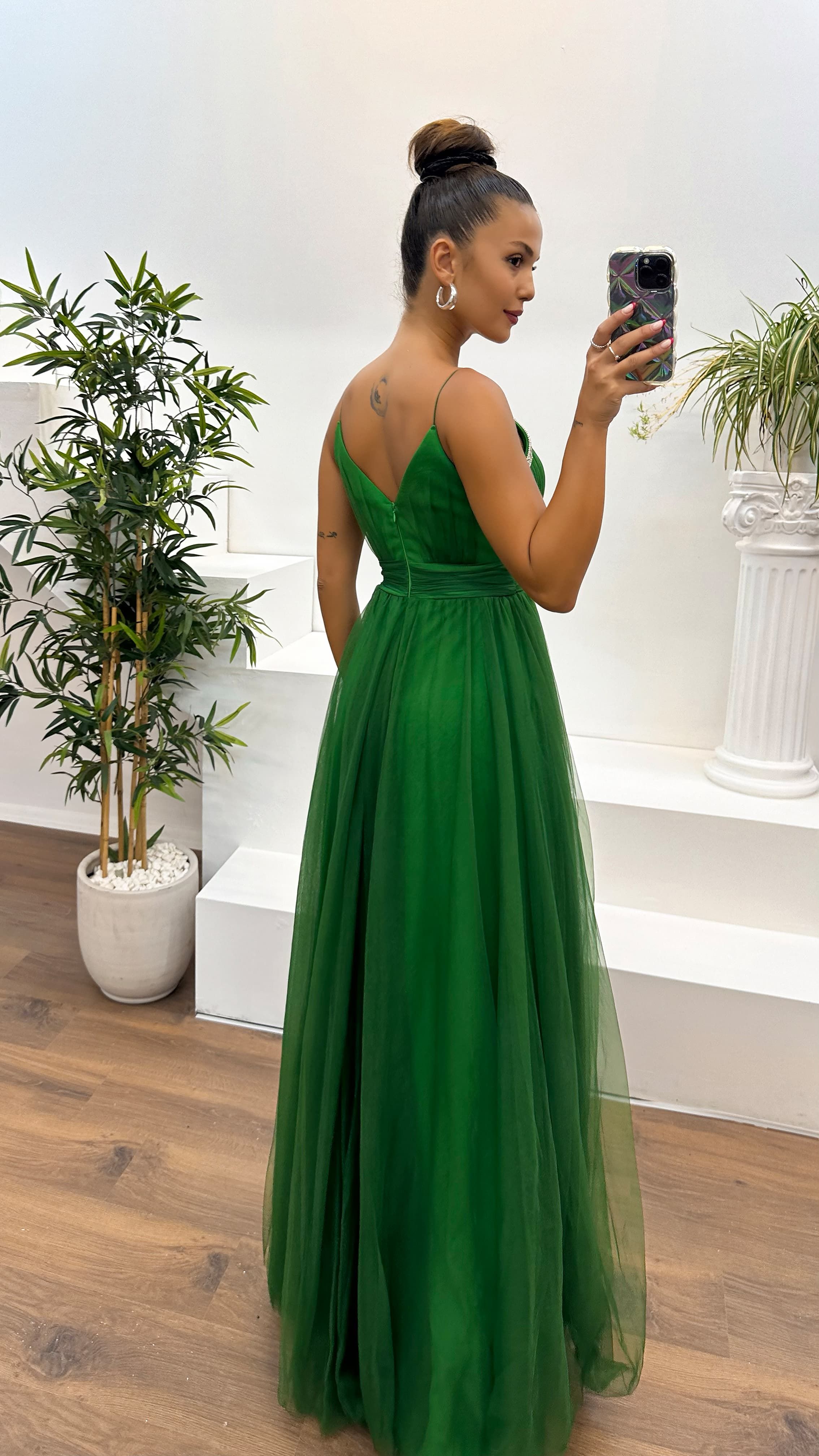V-Neck Stone Detailed Tulle Evening Dress