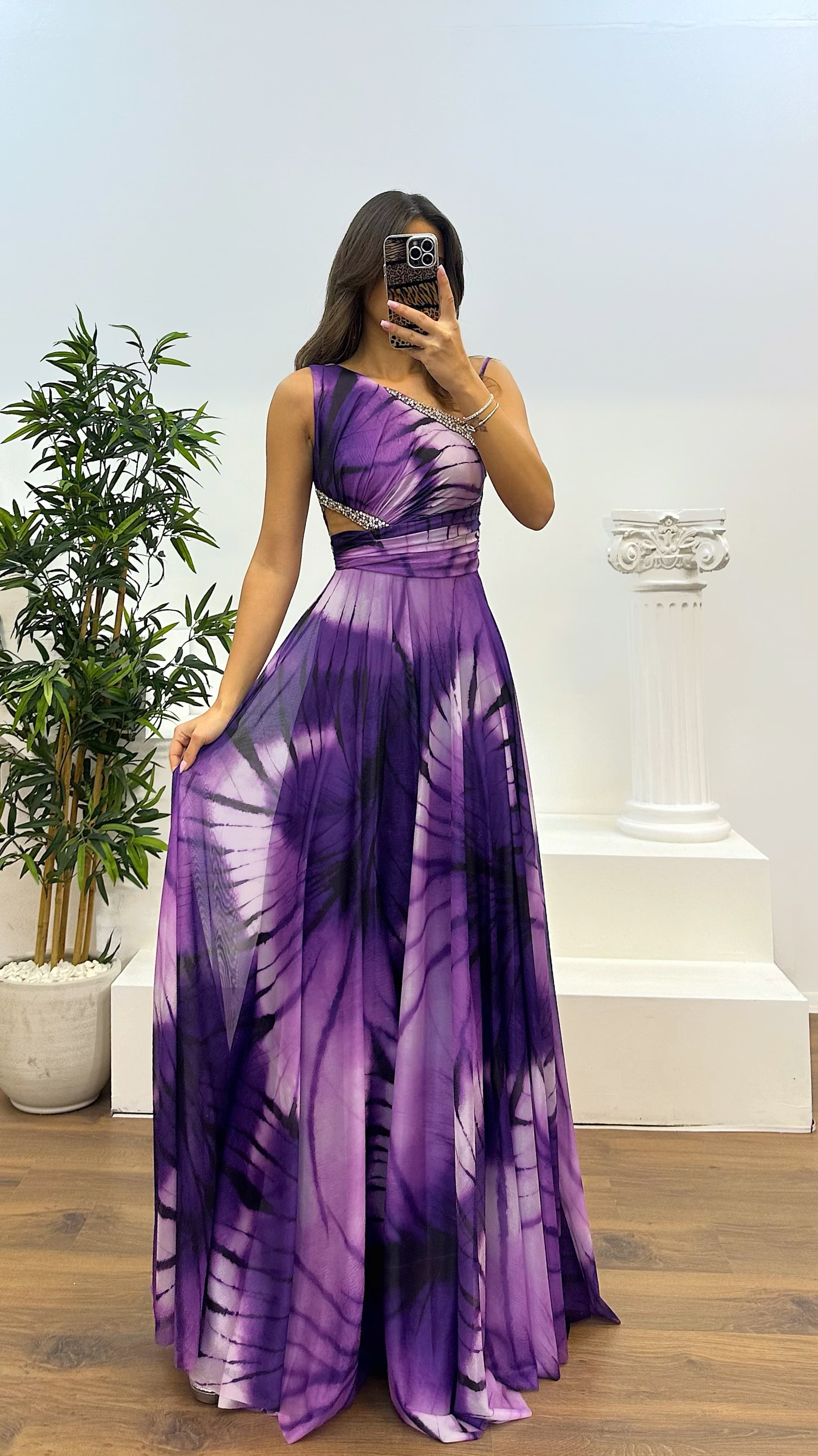 One Shoulder Waist Transparent Embroidery Detail Evening Dress