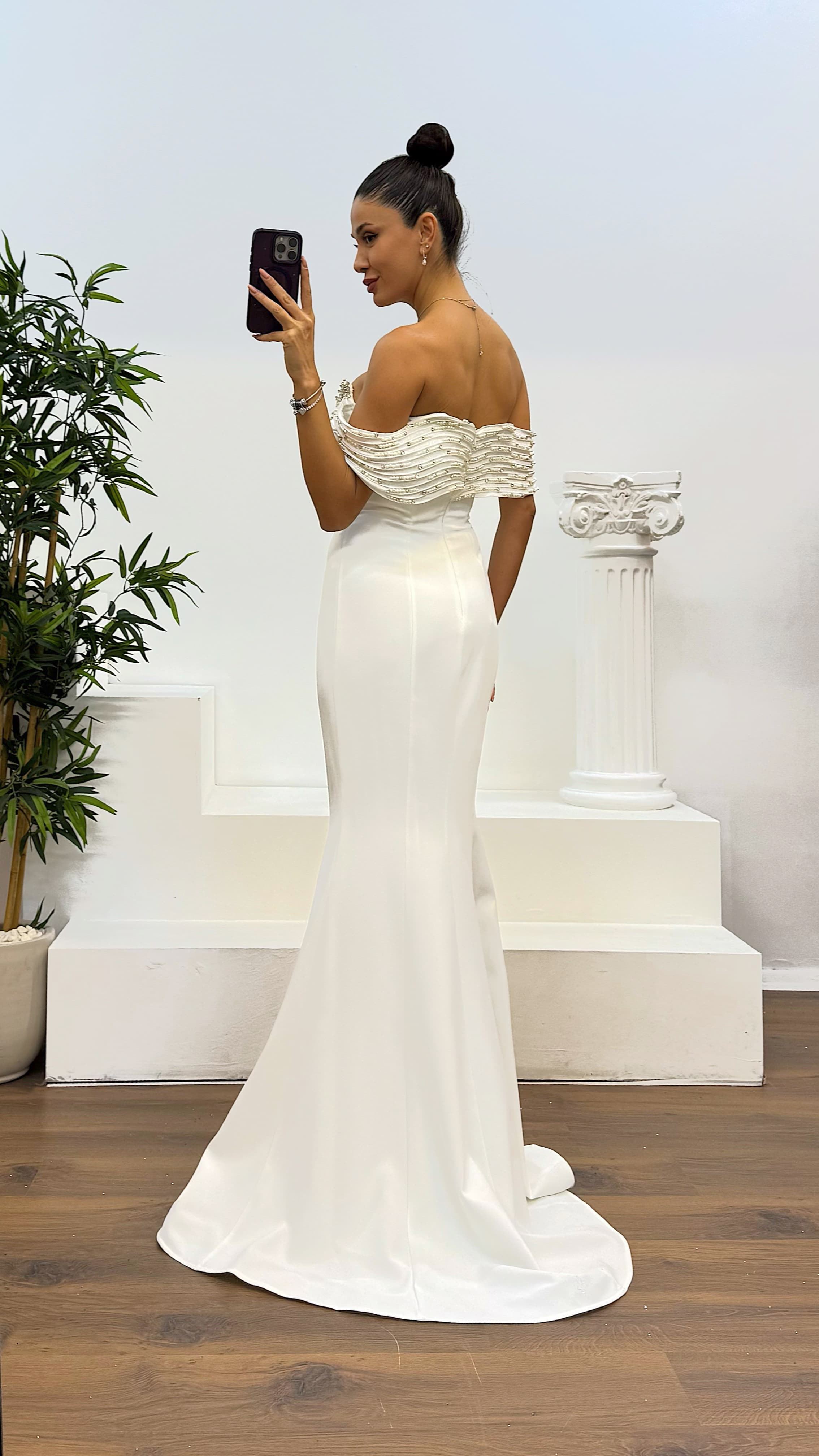 Madonna Neckline Embroidered Detail Evening Dress