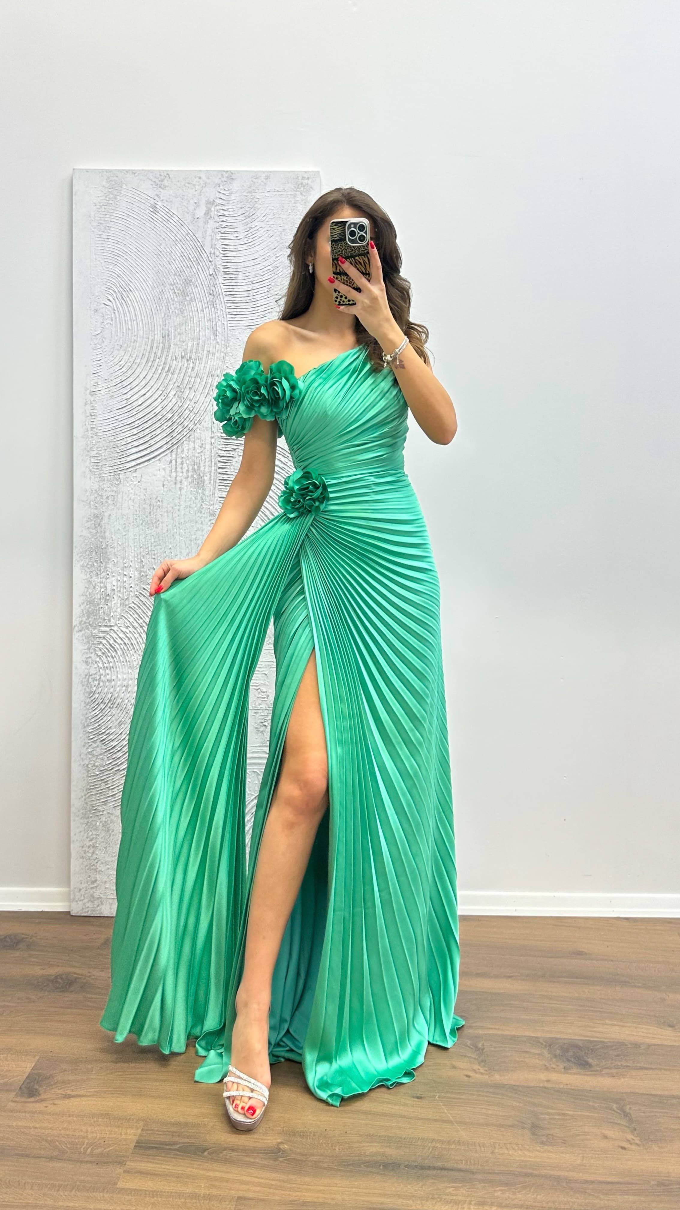 Floral Detail Pleated Evening Dress