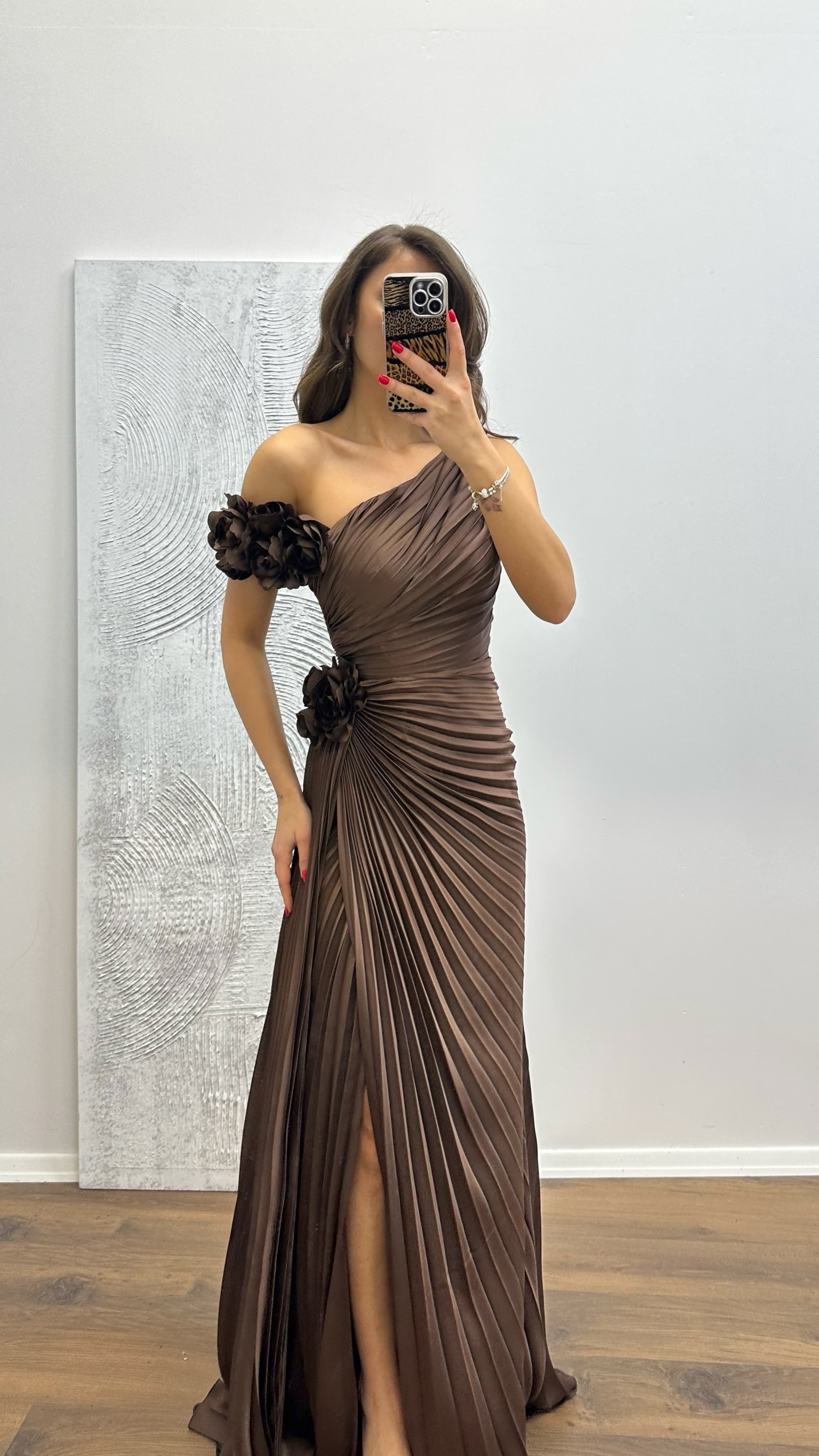 Floral Detail Pleated Evening Dress
