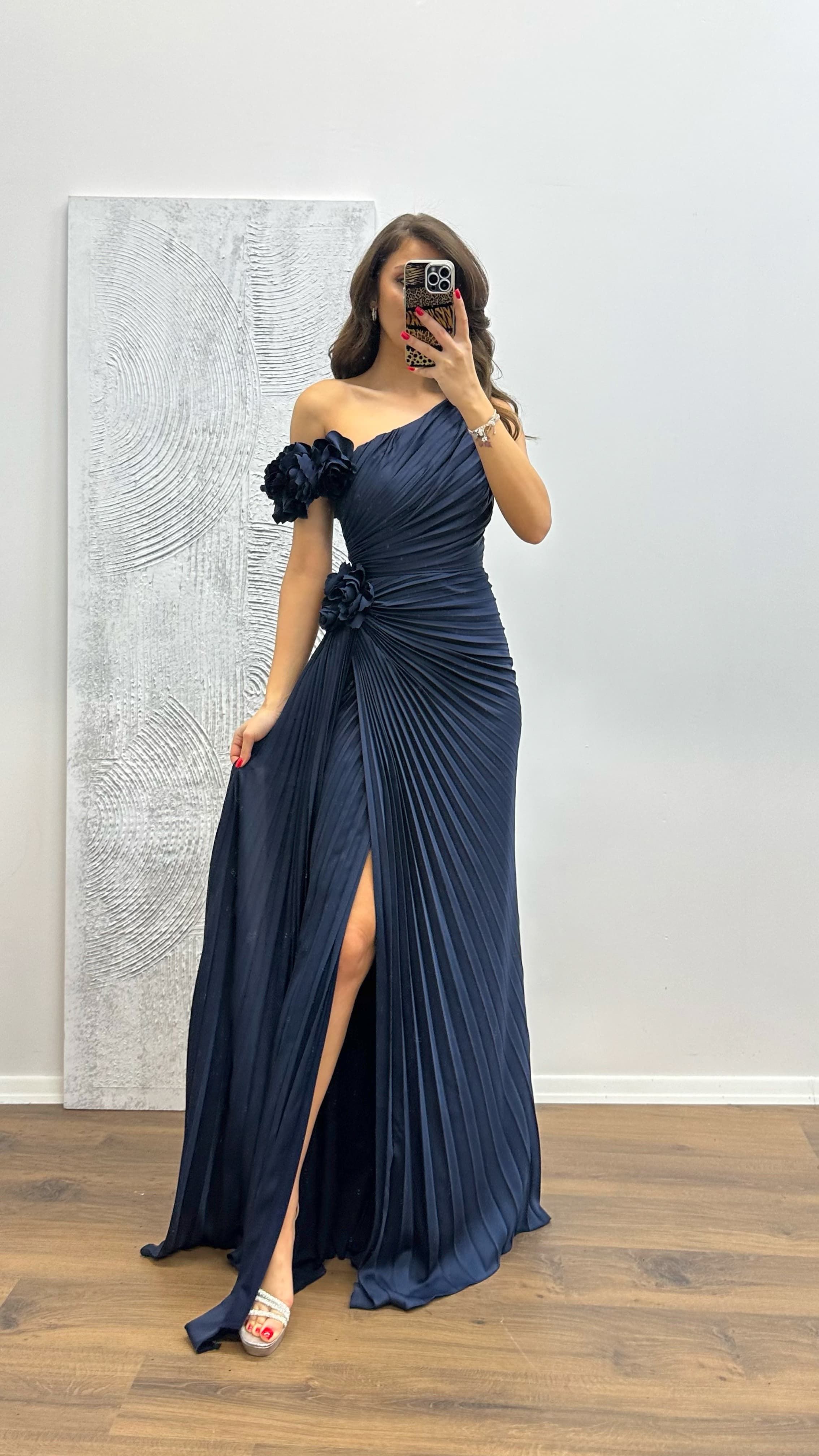 Floral Detail Pleated Evening Dress