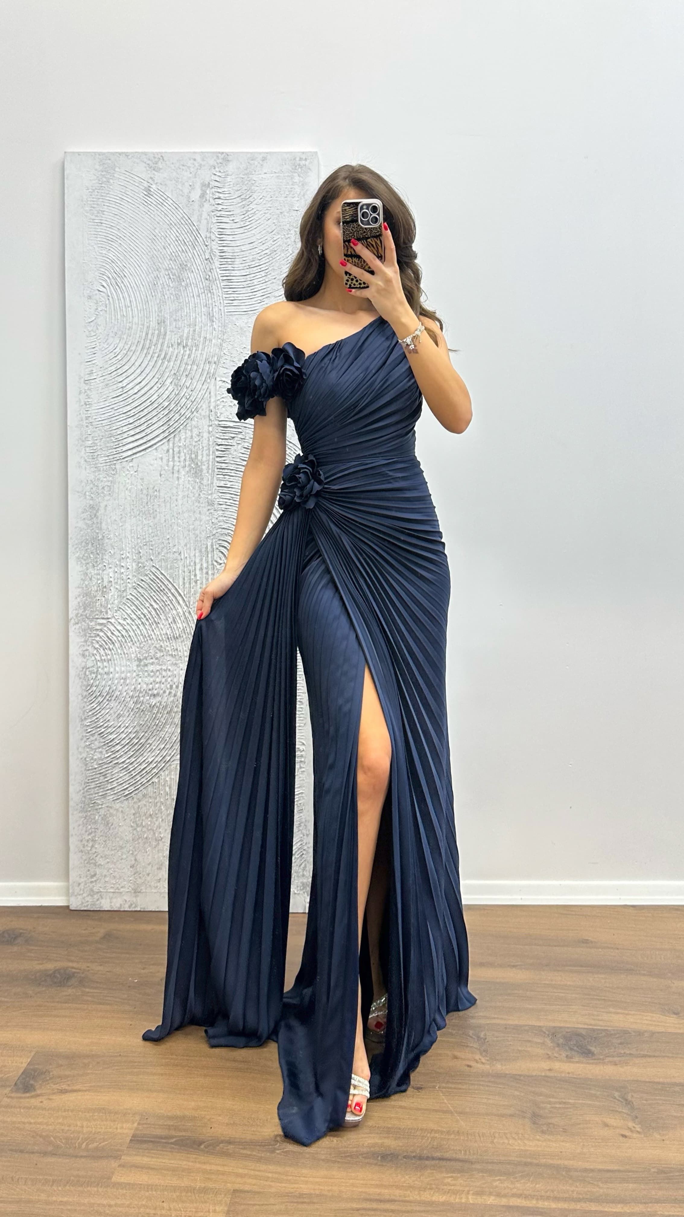 Floral Detail Pleated Evening Dress