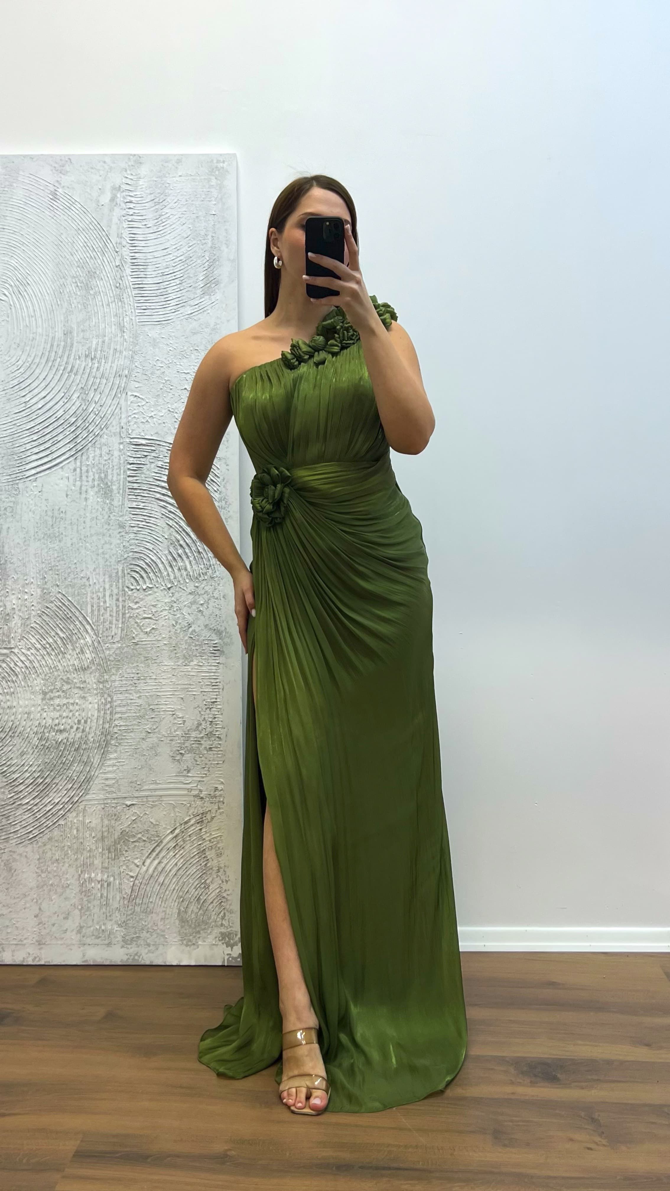 One Shoulder Floral Detail Plus Size Evening Dress