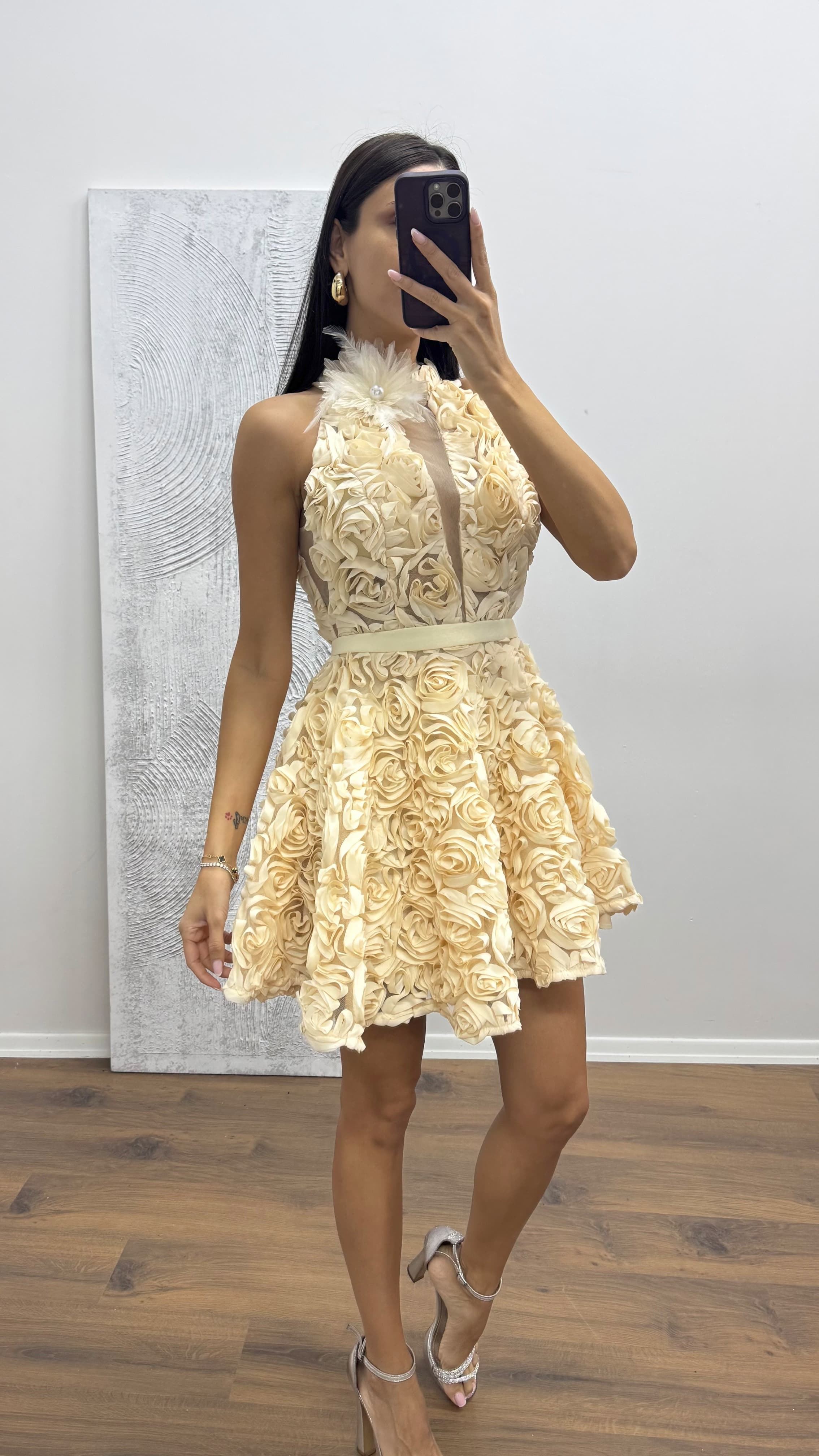Halter Neck Short Design Evening Dress