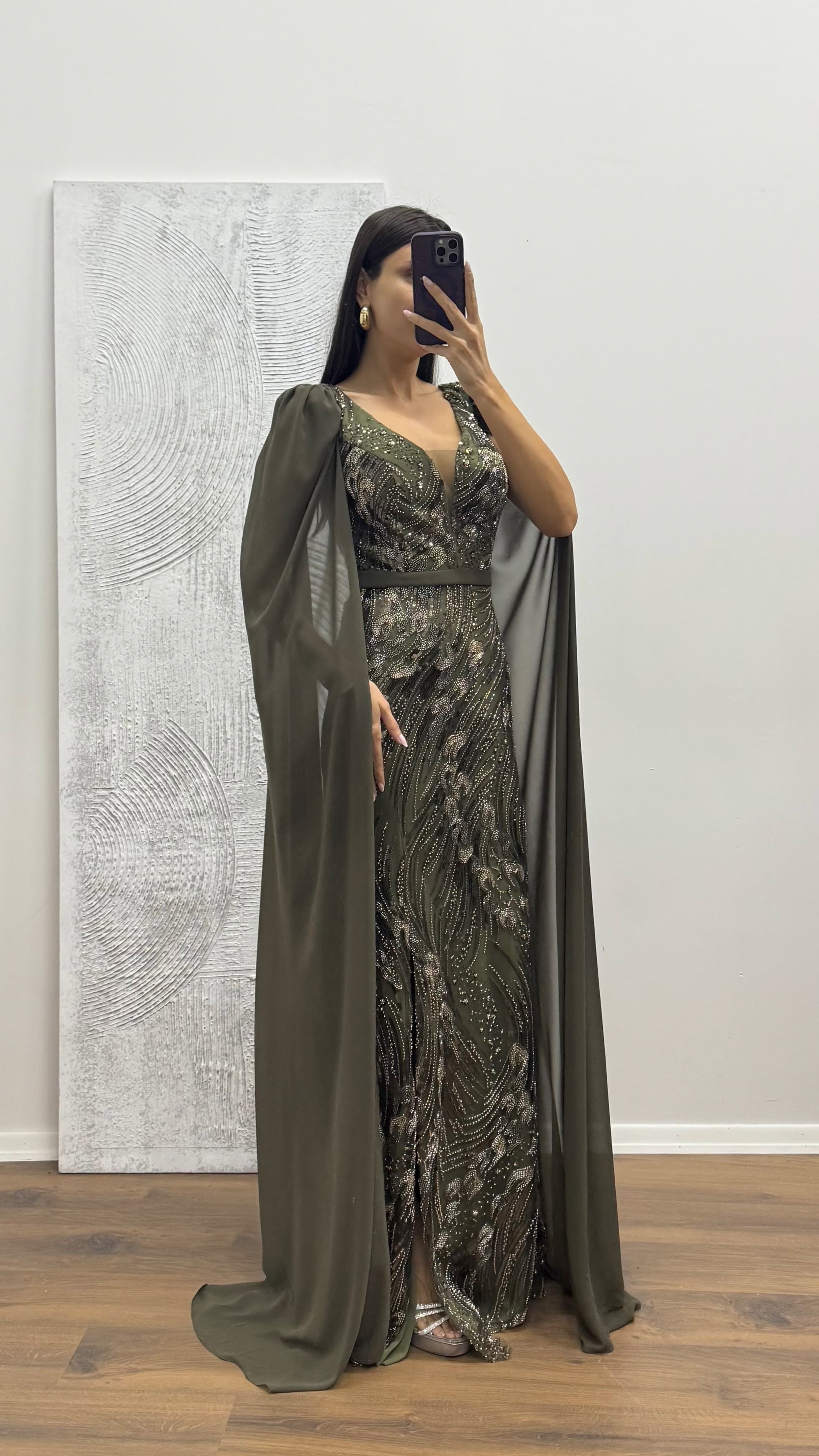 Sleeves Tulle Embroidered Evening Dress