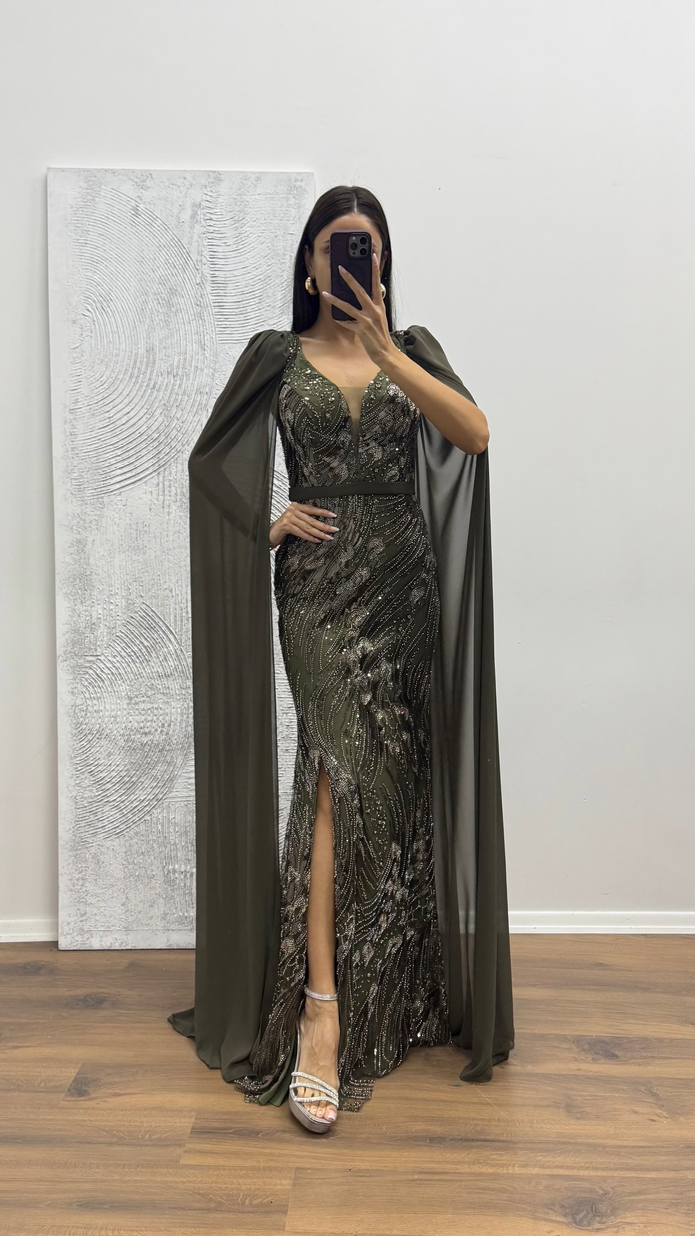 Sleeves Tulle Embroidered Evening Dress
