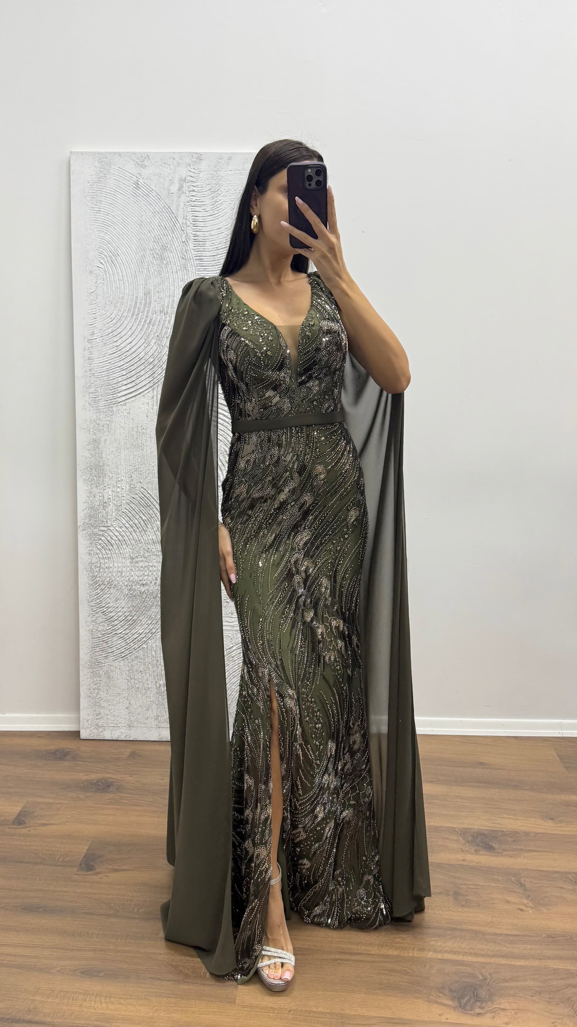 Sleeves Tulle Embroidered Evening Dress