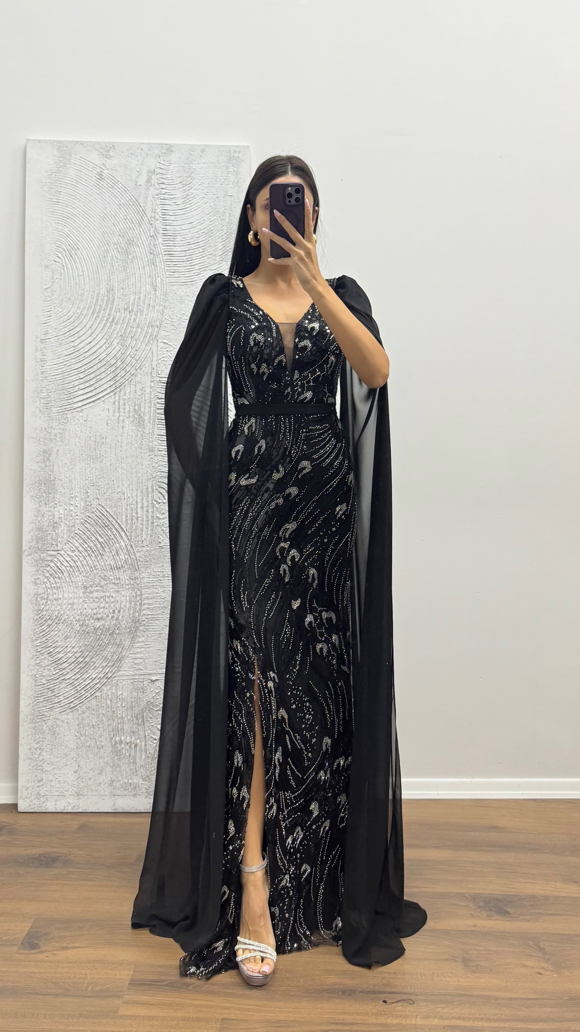Sleeves Tulle Embroidered Evening Dress