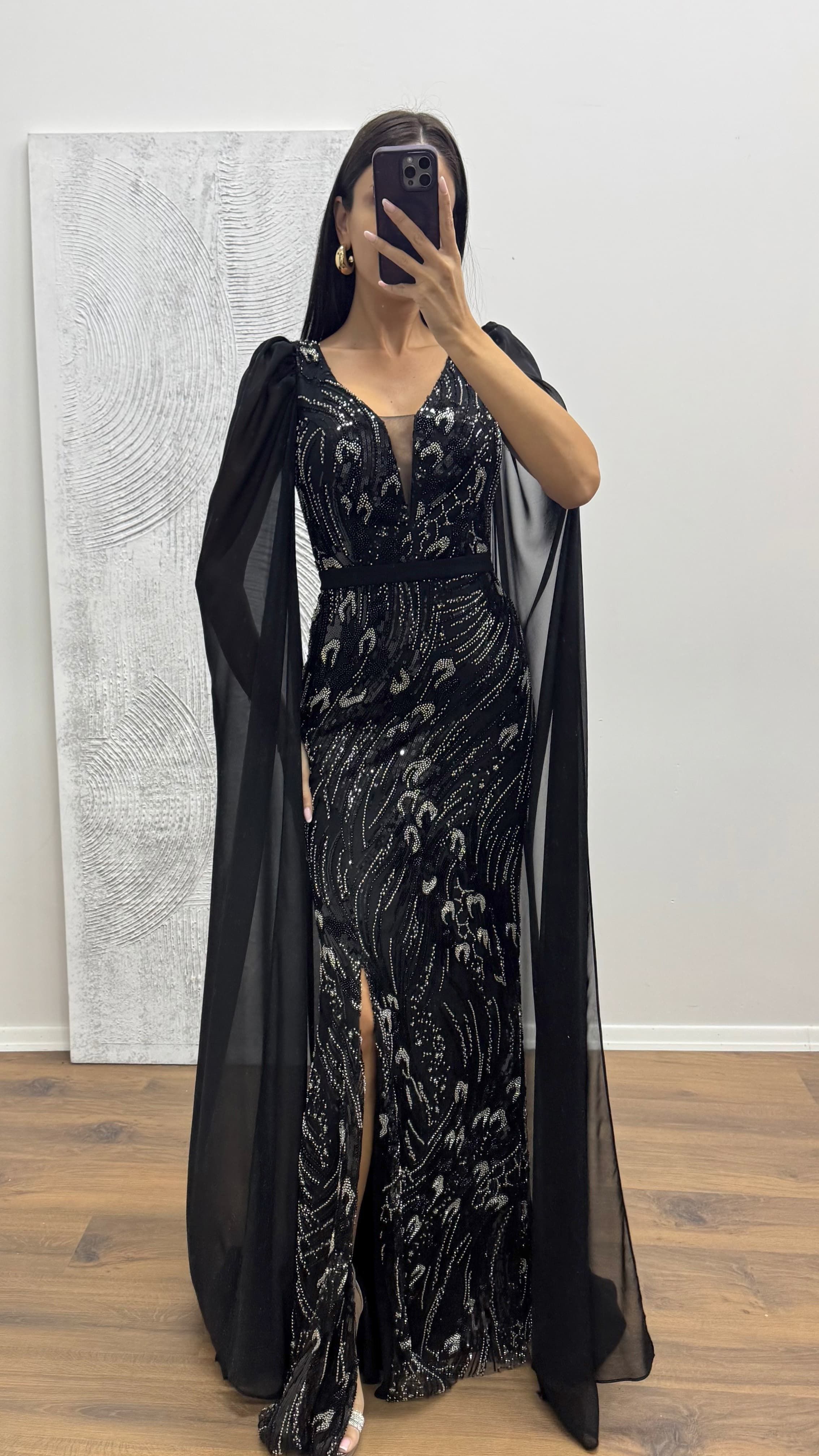 Sleeves Tulle Embroidered Evening Dress