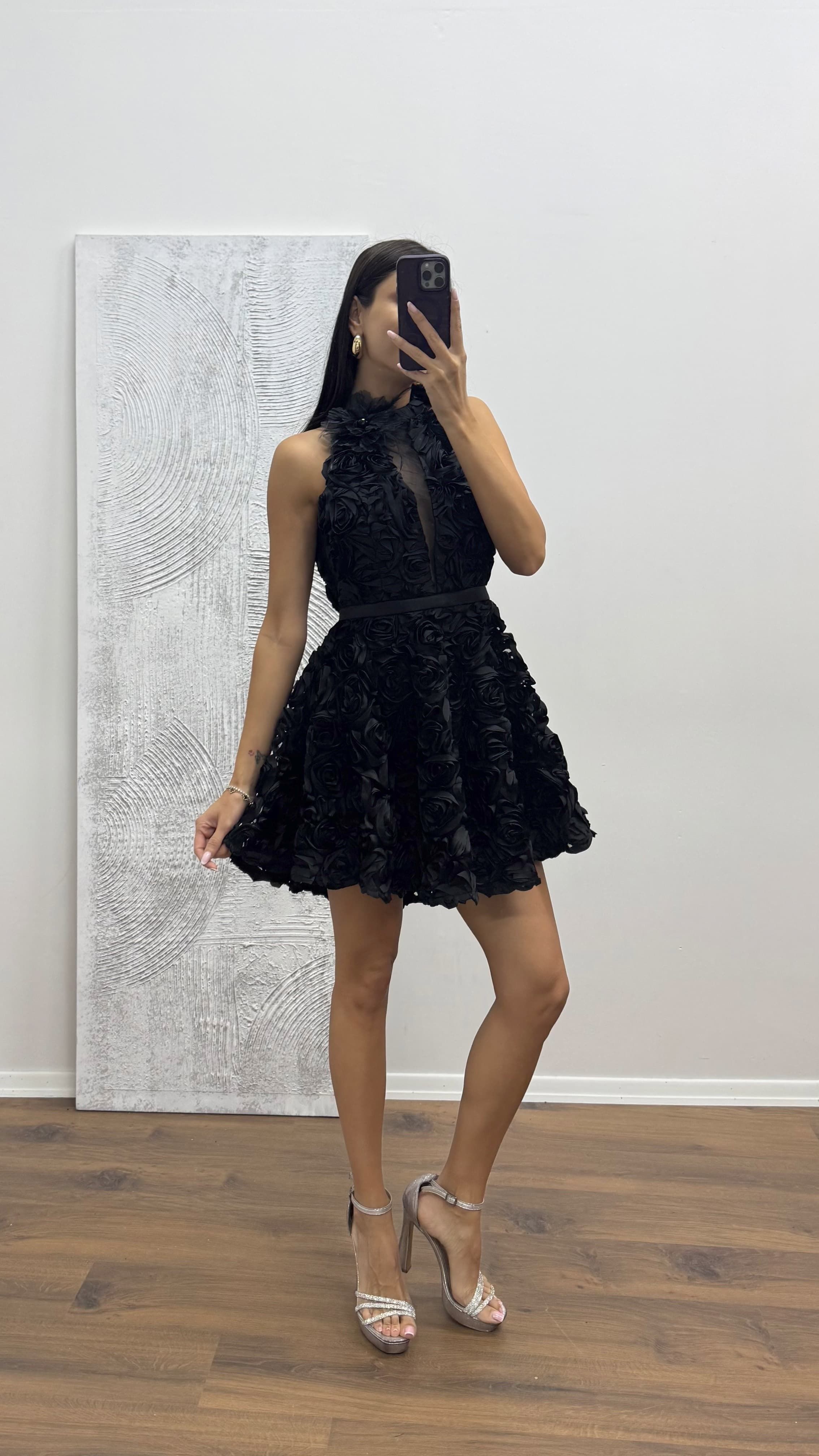 Halter Neck Short Design Evening Dress