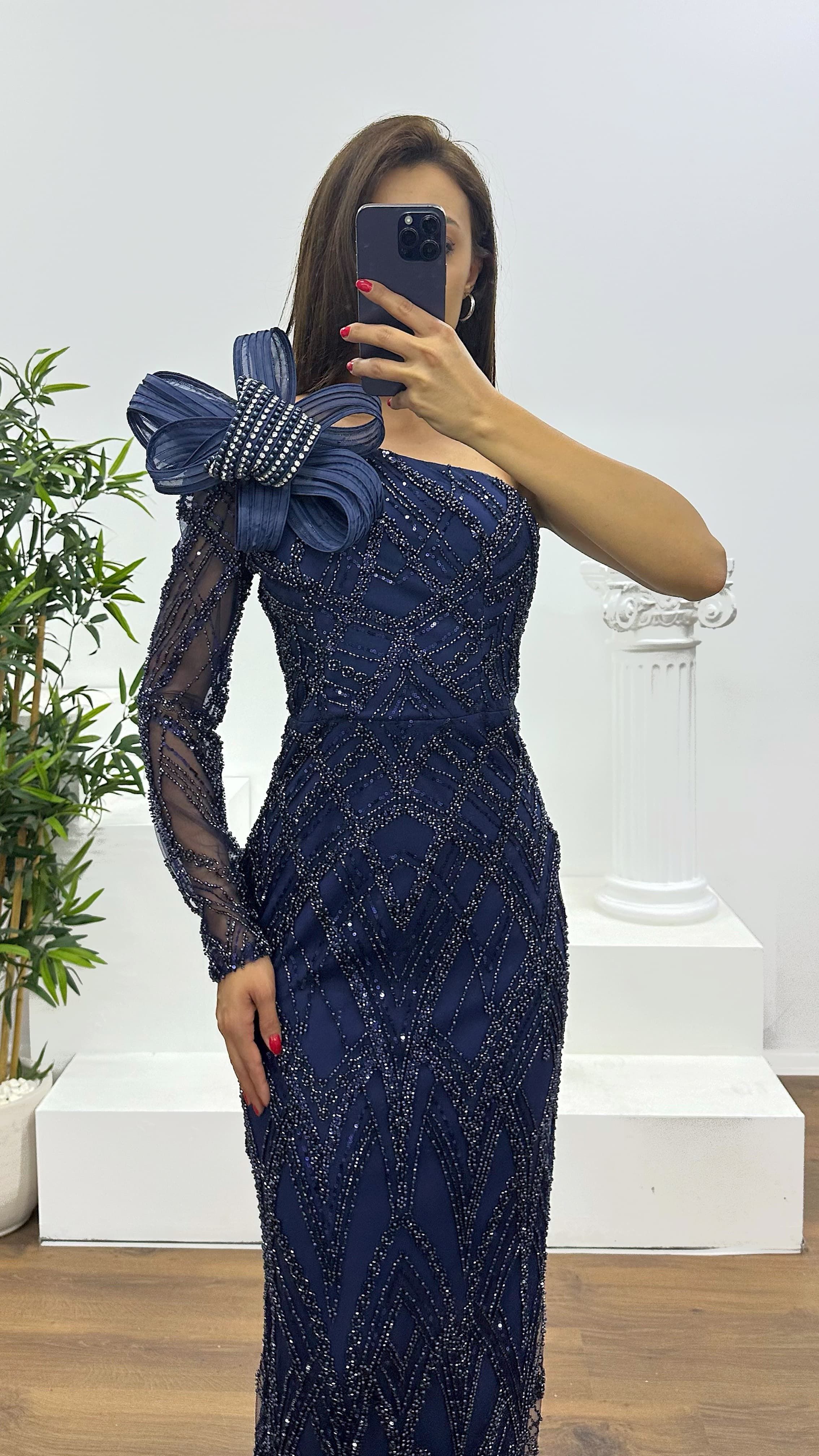 Single Sleeve Embroidered Evening Dress