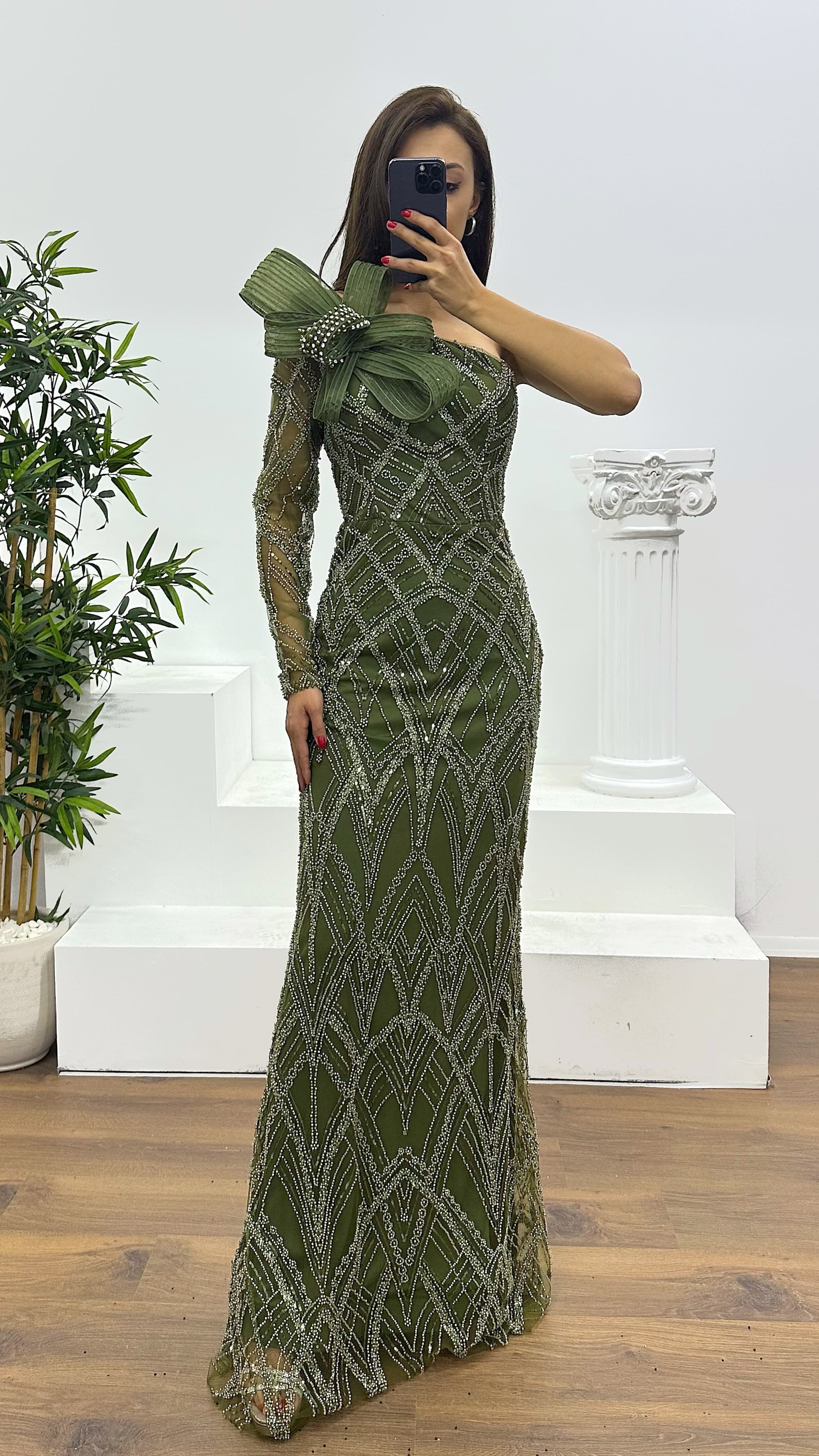 Single Sleeve Embroidered Evening Dress