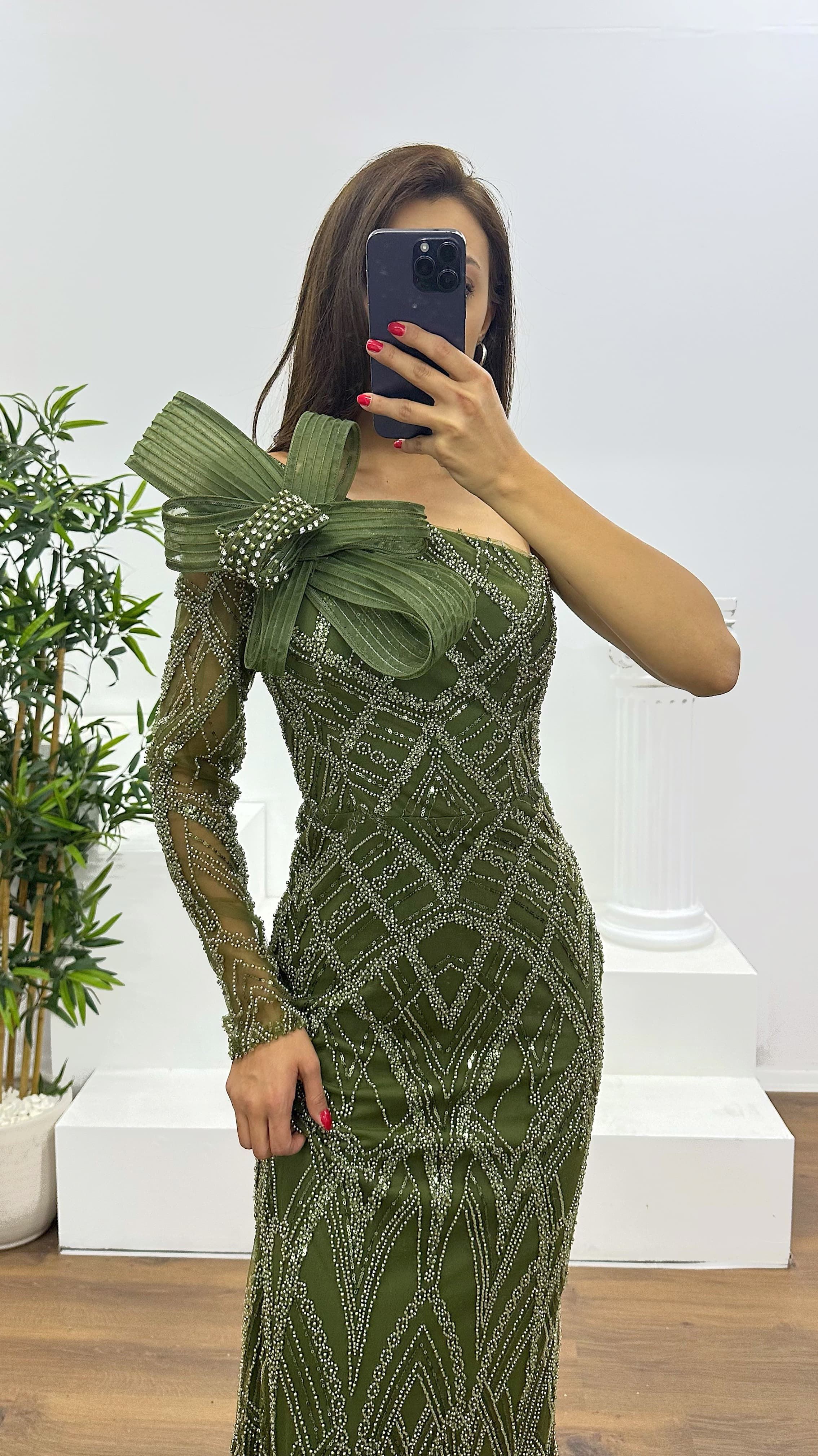 Single Sleeve Embroidered Evening Dress