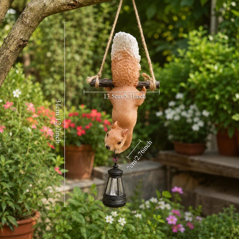 Solar Garden Squirrel Statue Decor