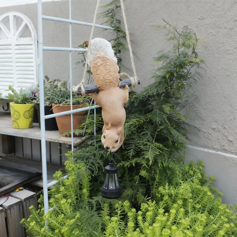 Solar Garden Squirrel Statue Decor