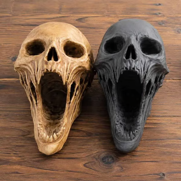 💀Gothic Skull Sculpture