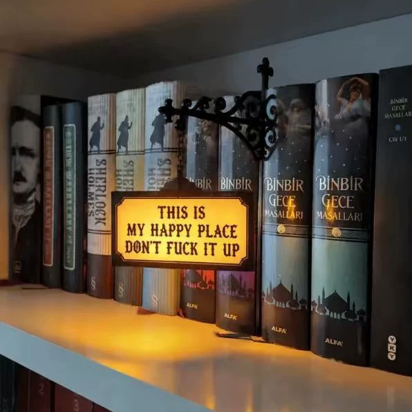 🔥Last Day 49% OFF-Ghost Bookshelf Lantern