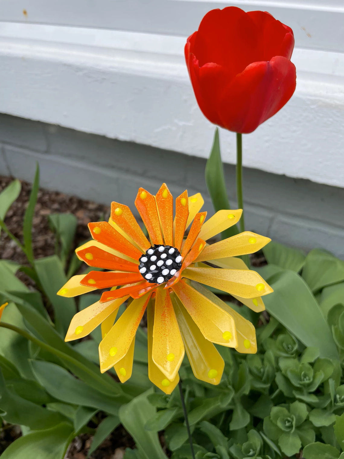 Handcrafted Metal Zinnia Flower Garden Stake