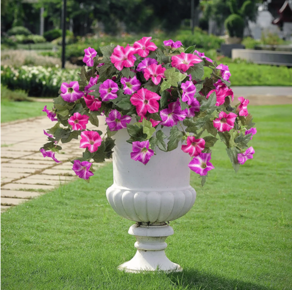 🔥Last Day 70% OFF🔥UV Resistant Faux Petunia Flowers – Fade-Proof Outdoor Floral Decor