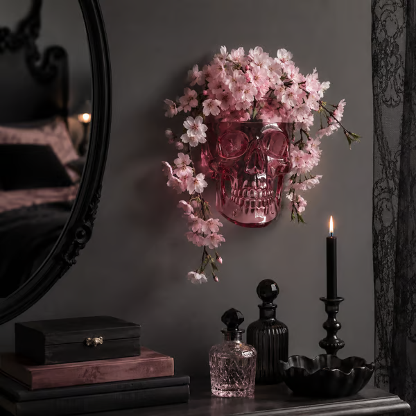 Gothic Skull Wall Vase 💀🌸